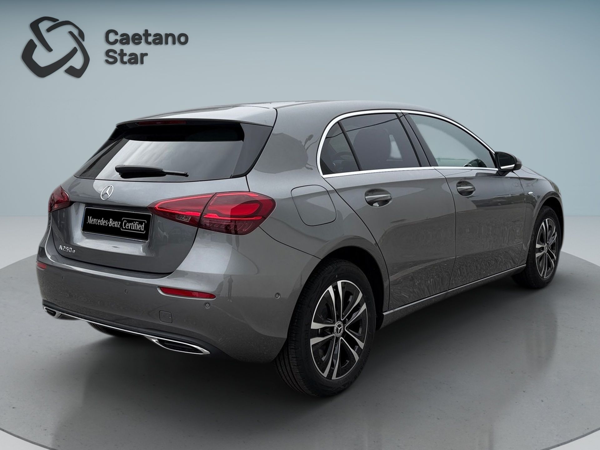 Mercedes-Benz Classe A 250 e Auto — photo 4