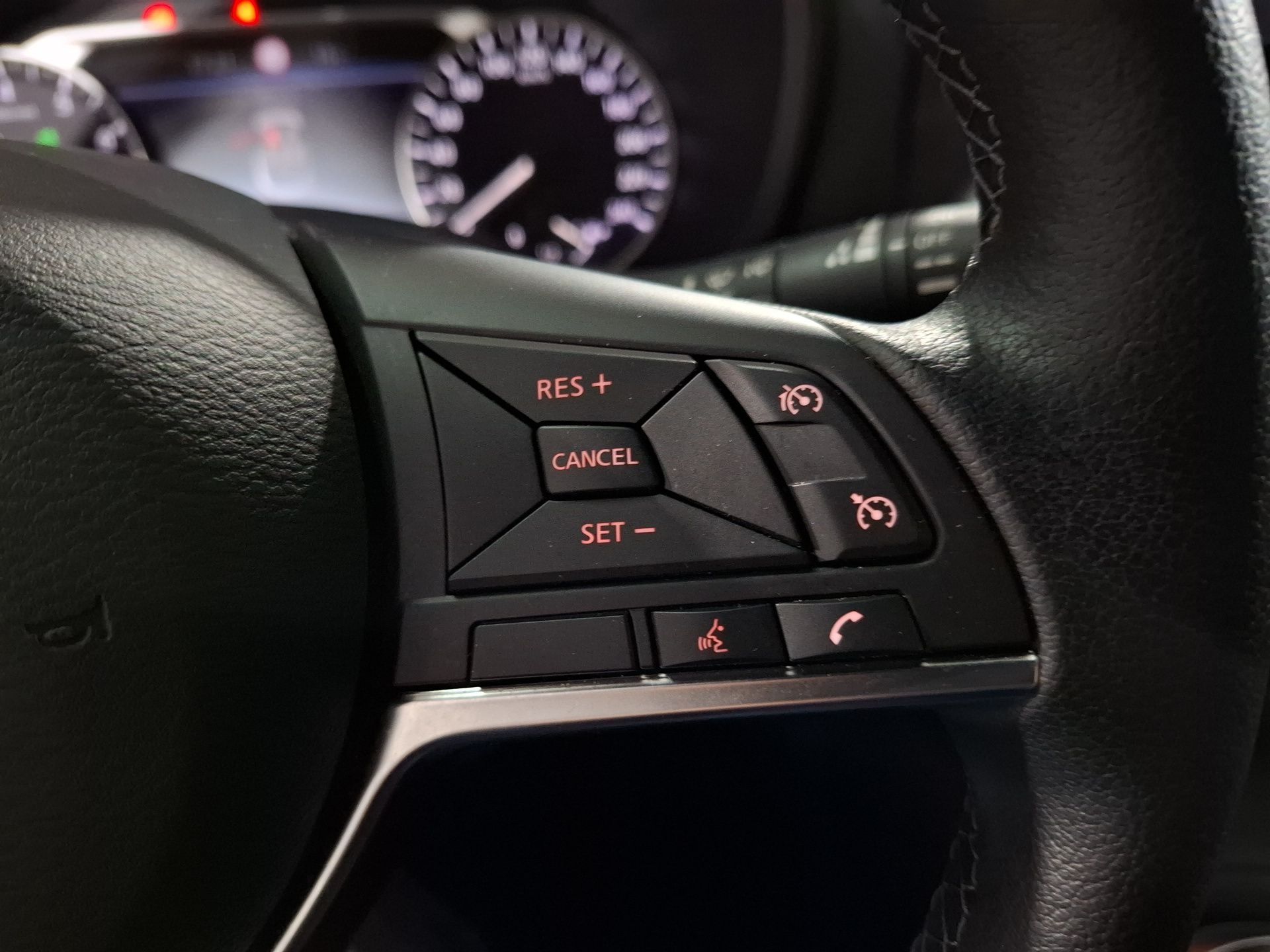 Nissan JUKE 1.0 DIG-T 114cv N-Connecta — photo 5