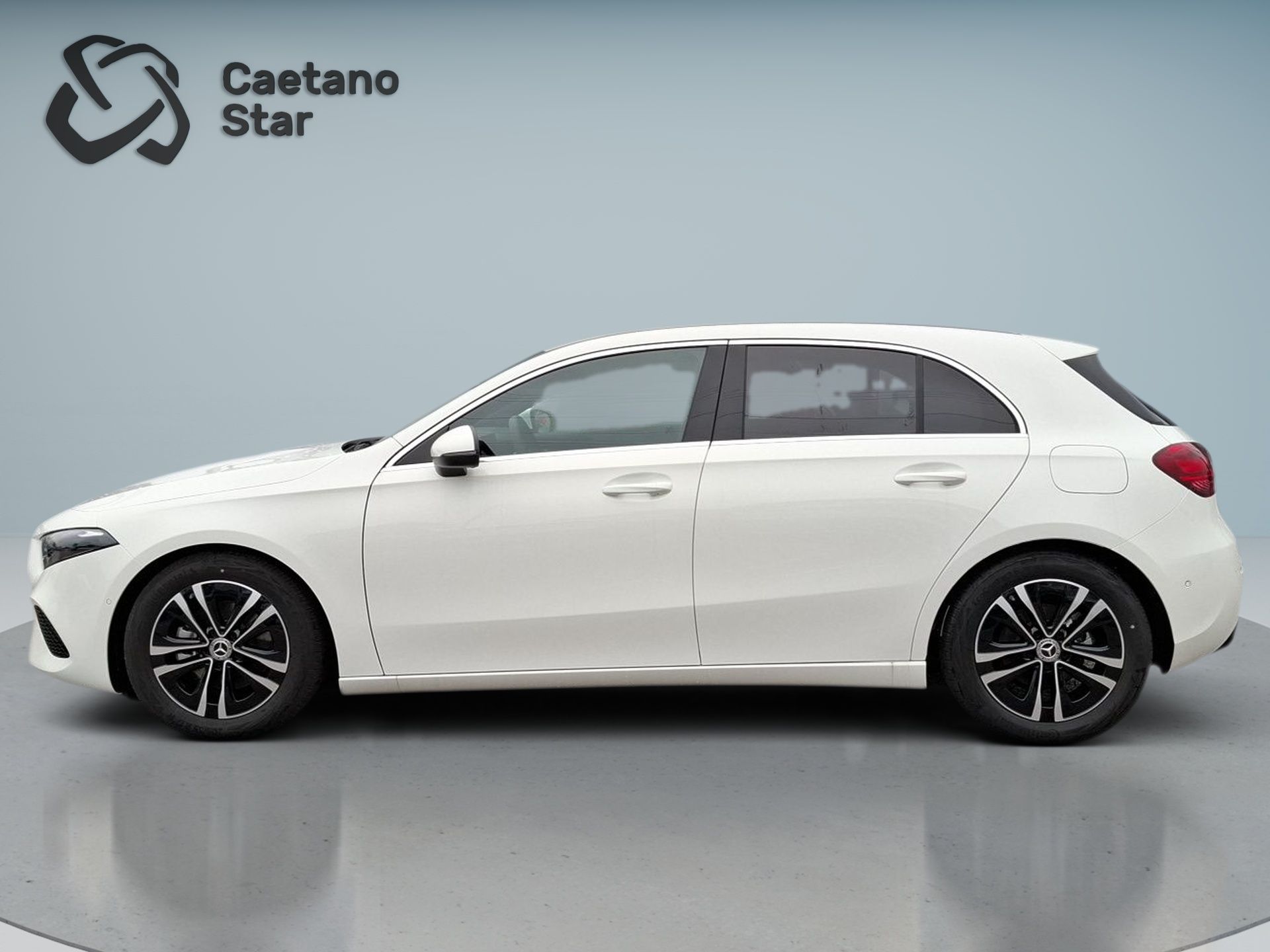 Mercedes-Benz Classe A 180 d Auto — photo 2