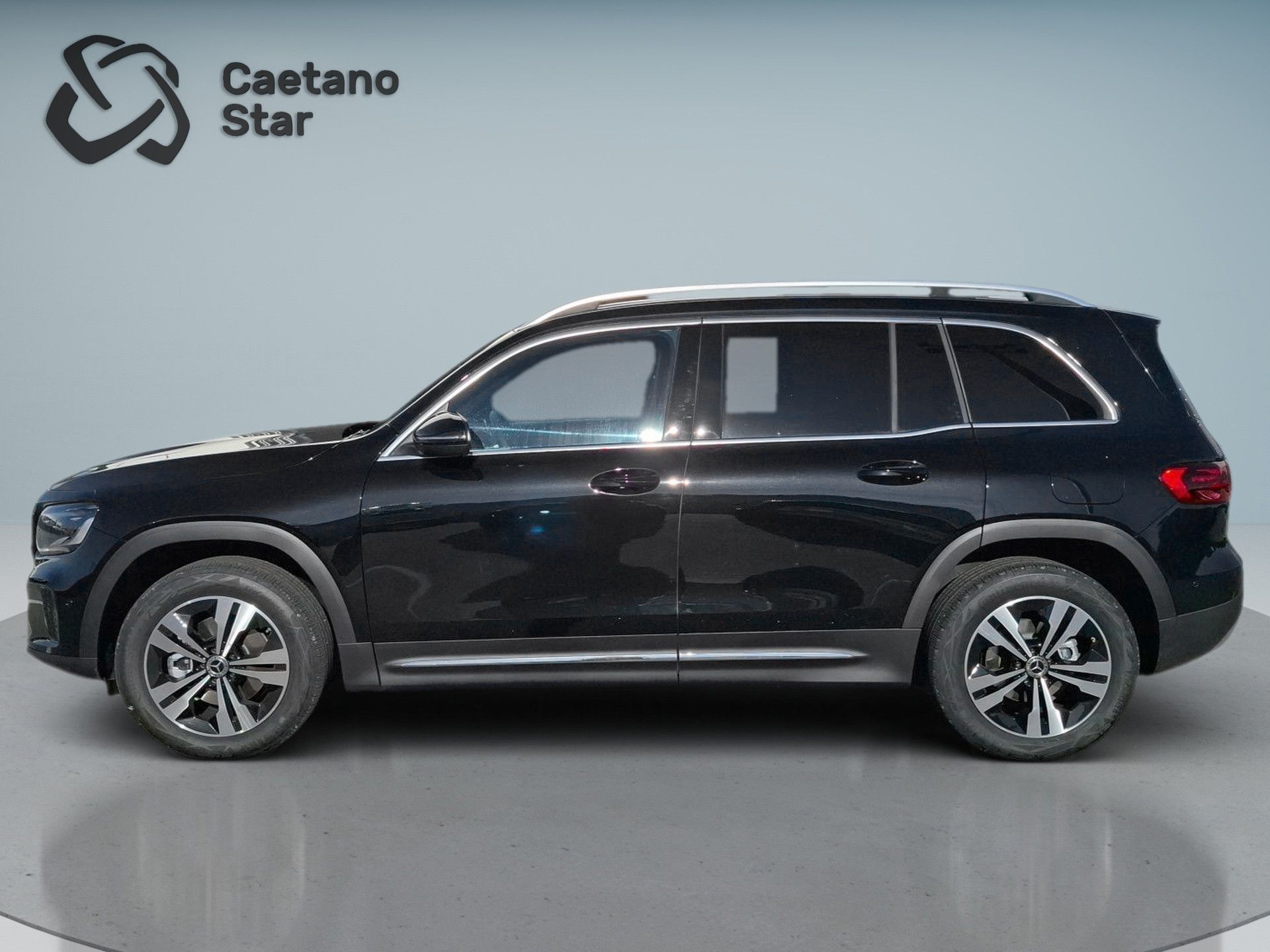 Mercedes-Benz GLB GLB 180 d Auto — photo 3