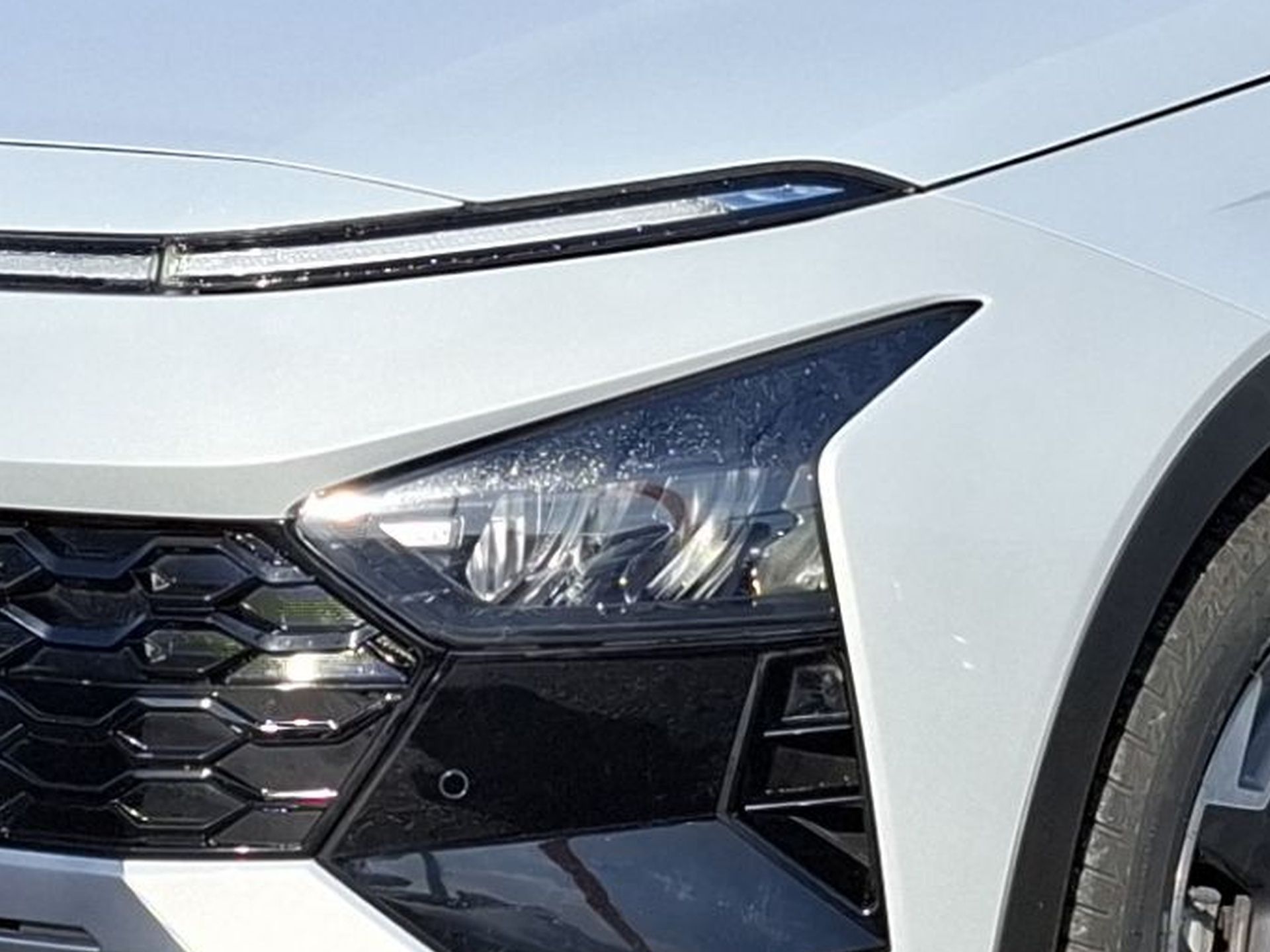 Hyundai Bayon 1.0 T-GDi DCT Premium MY25 (TT) — photo 3