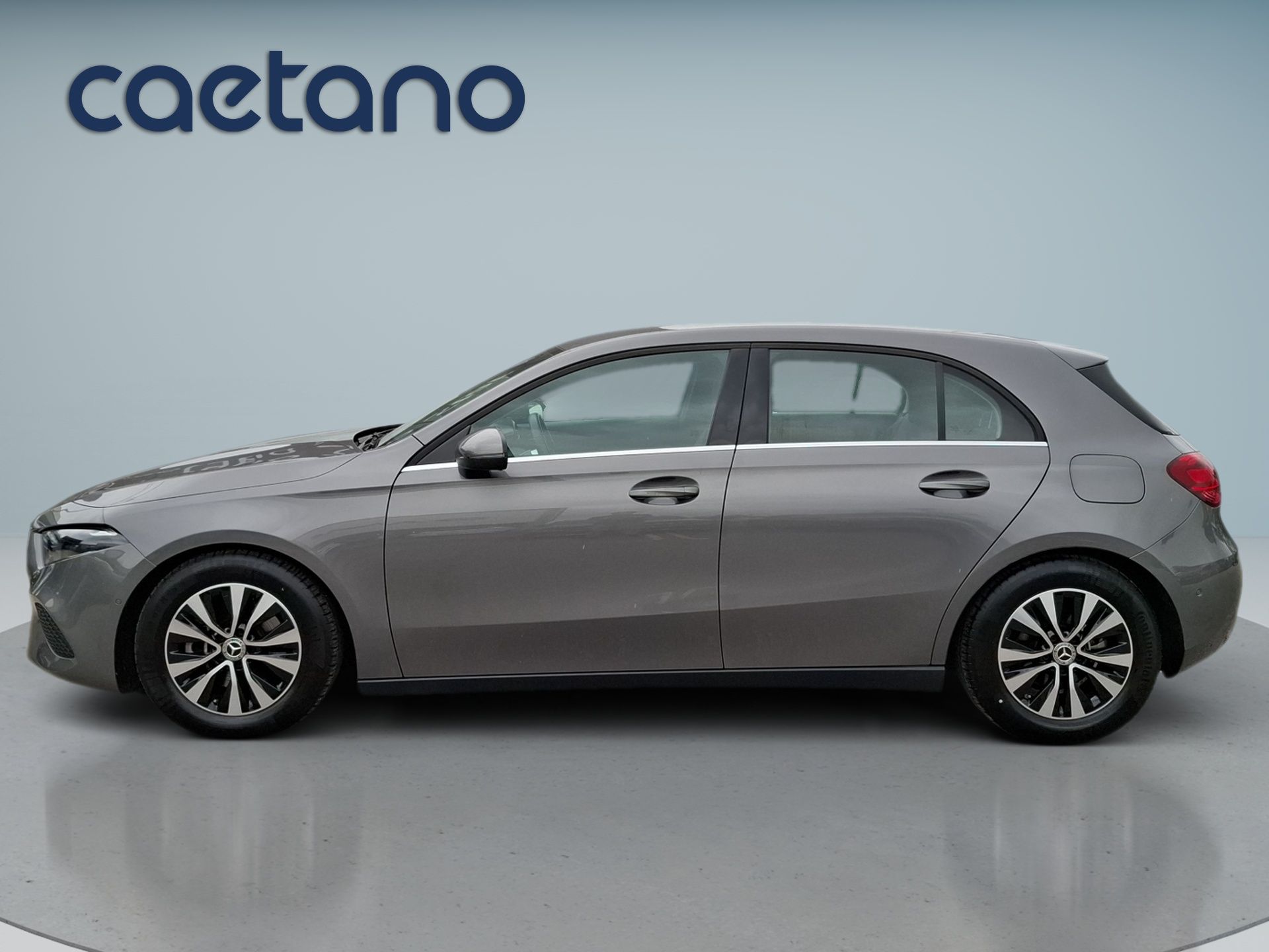 Mercedes-Benz Classe A 180 d Auto — photo 5