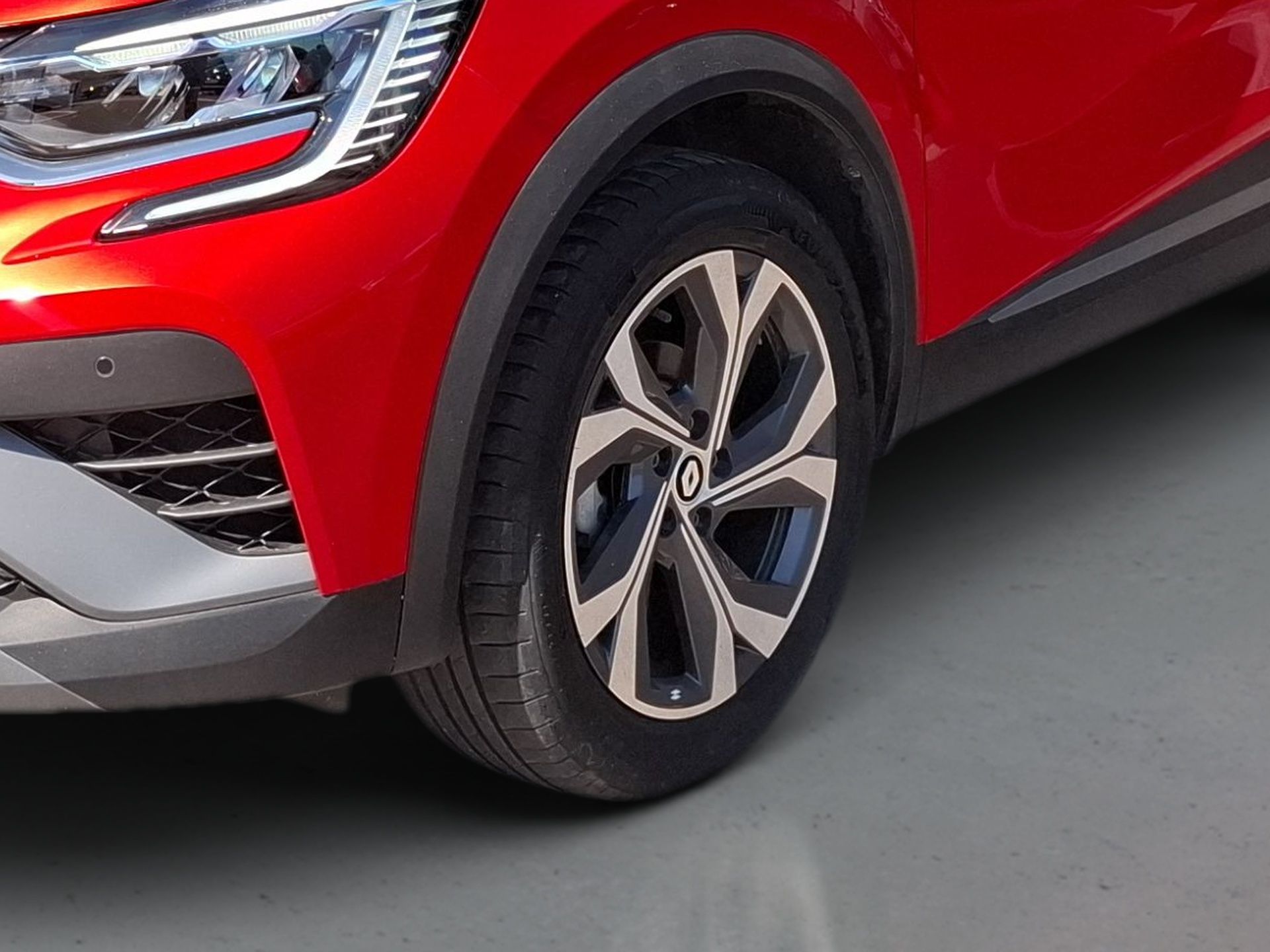 Renault Captur 1.0 TCe 90 RS Line — photo 2