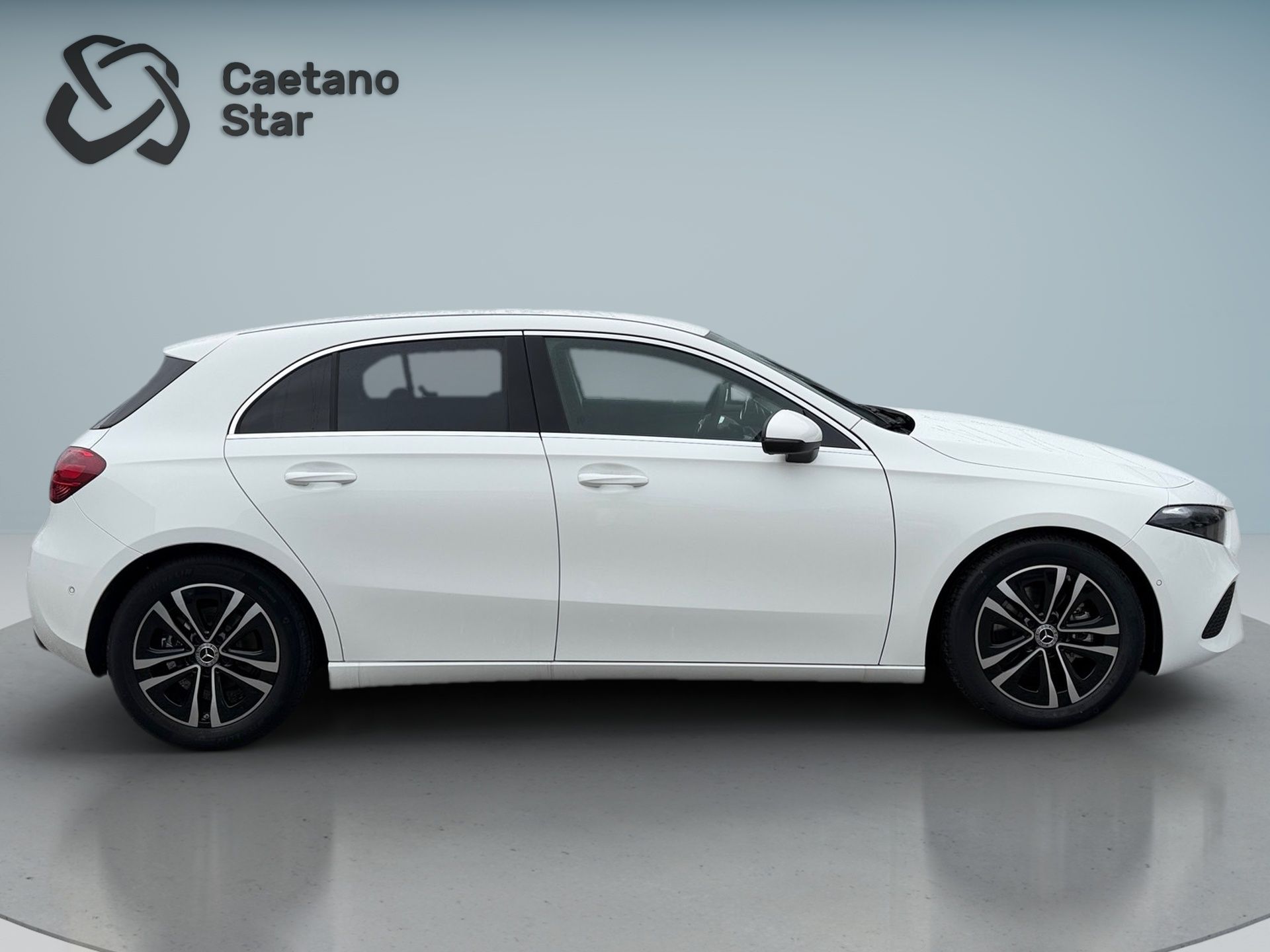 Mercedes-Benz Classe A 180 d Auto — photo 5