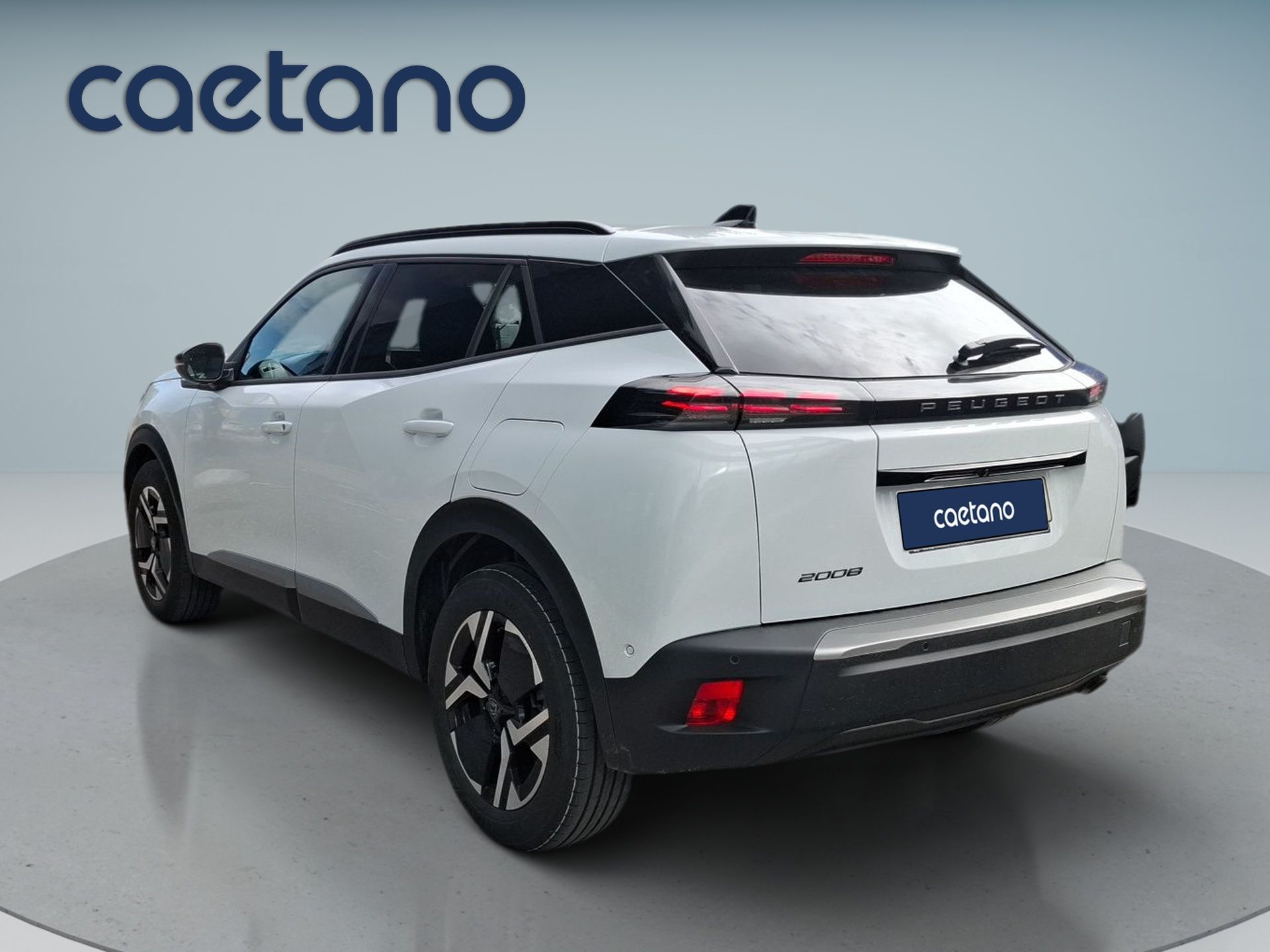 Peugeot 2008 1.2 100 cv Allure — photo 3