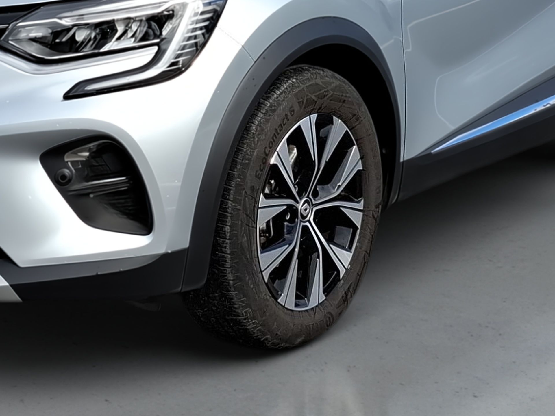 Renault Captur 1.0 TCe 100 Bi-Fuel techno — photo 3