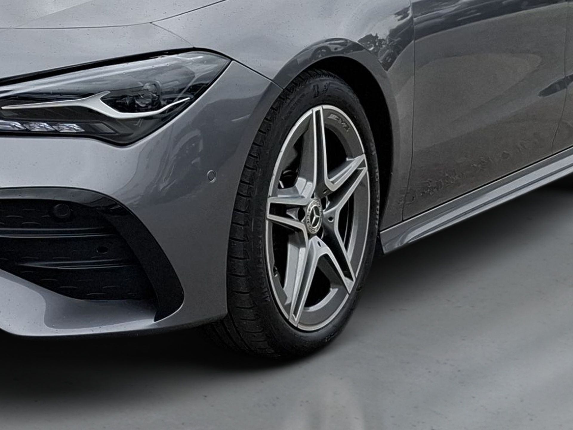 Mercedes-Benz CLA 180 d Auto Shooting Brake — photo 5