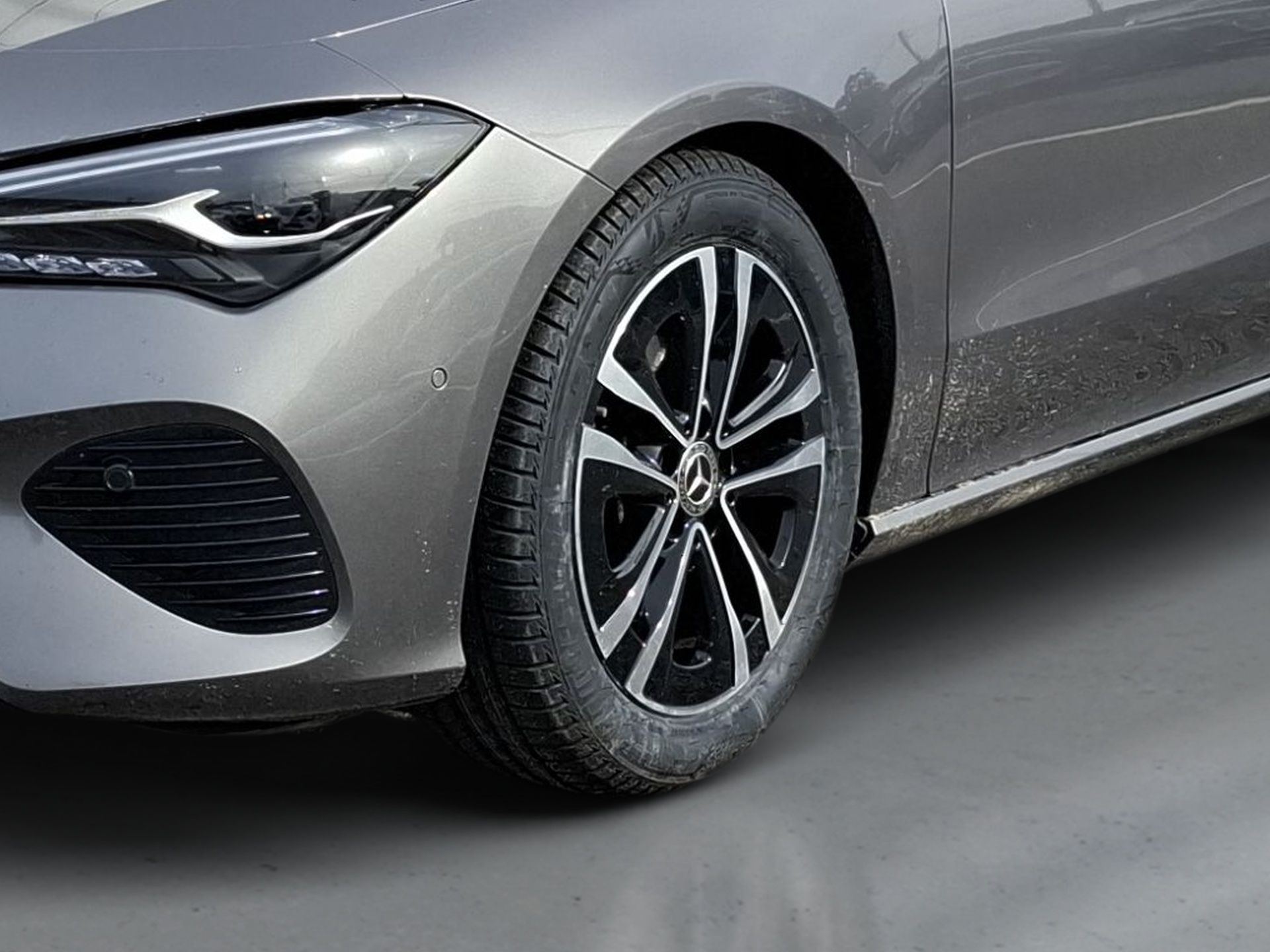 Mercedes-Benz CLA 180 d Auto Shooting Brake — photo 5