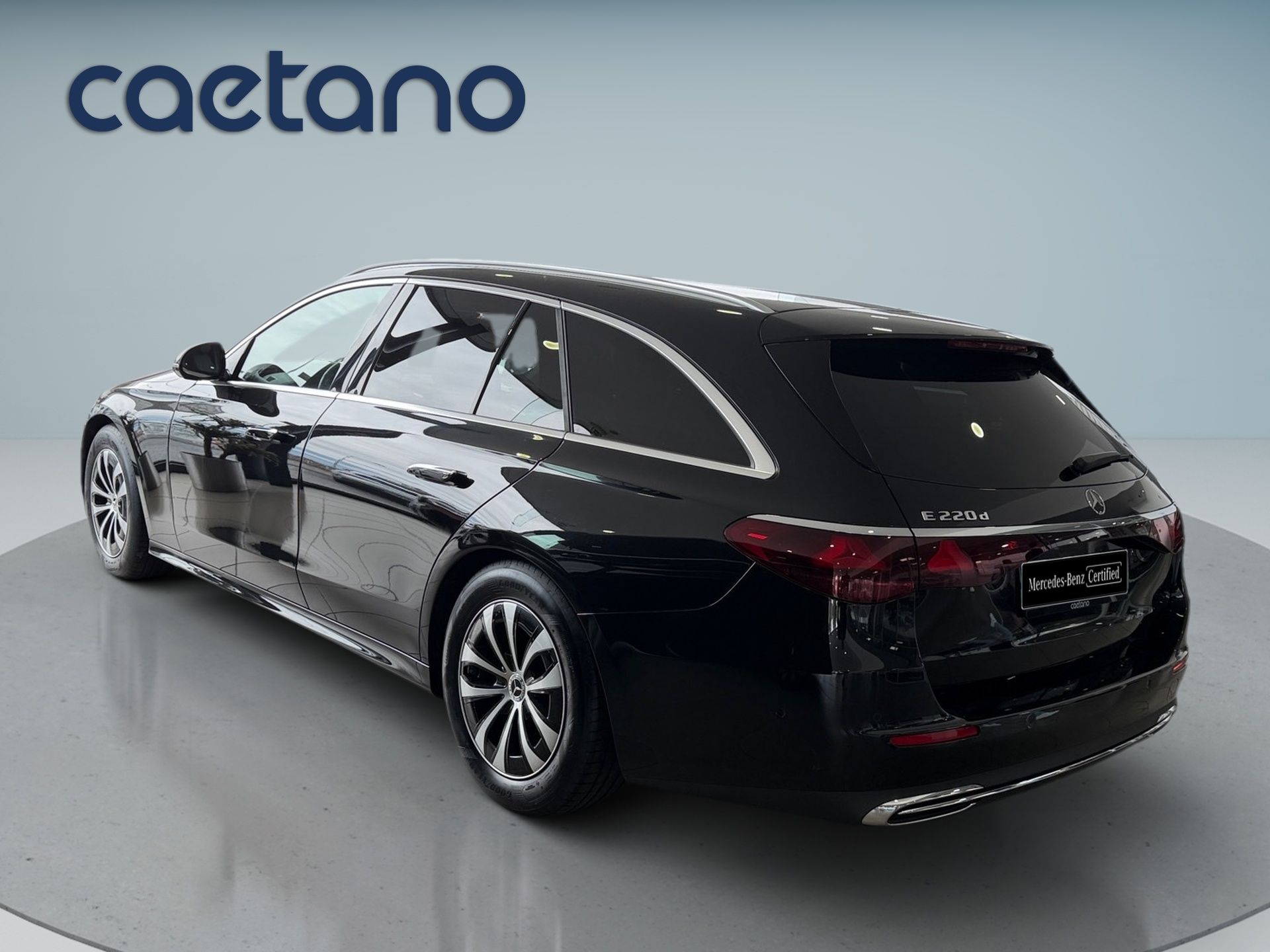 Mercedes-Benz Classe E 220 d Station Auto — photo 3
