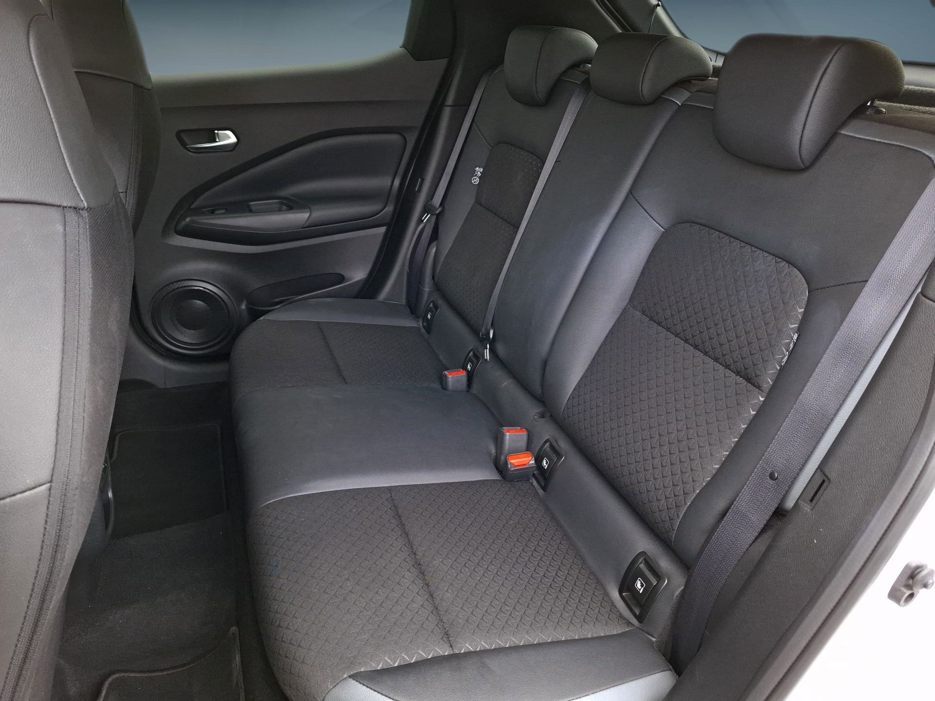 Nissan JUKE 1.0 DIG-T 114cv N-Connecta TT — photo 4