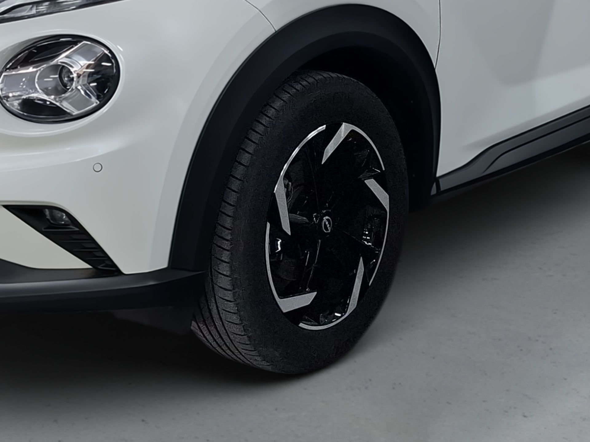 Nissan JUKE 1.0 DIG-T 114cv N-Connecta TT DCT — photo 3