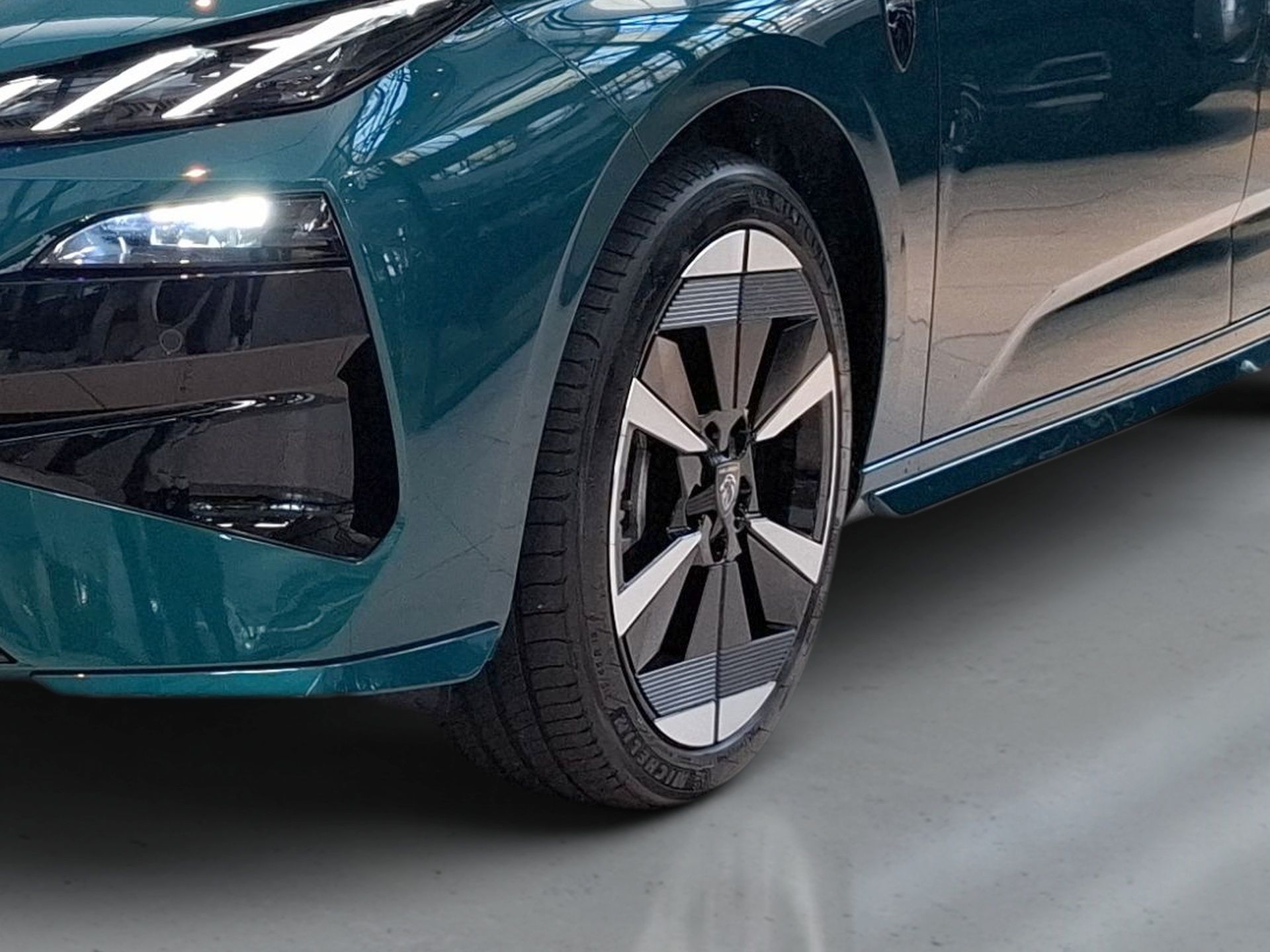 Peugeot 308 GT Elétrico 156cv - Bateria 54 kW — photo 5