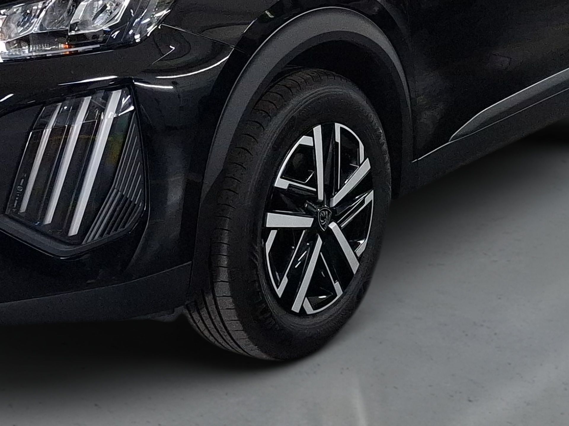 Peugeot 2008 1.2 100 cv Style — photo 3