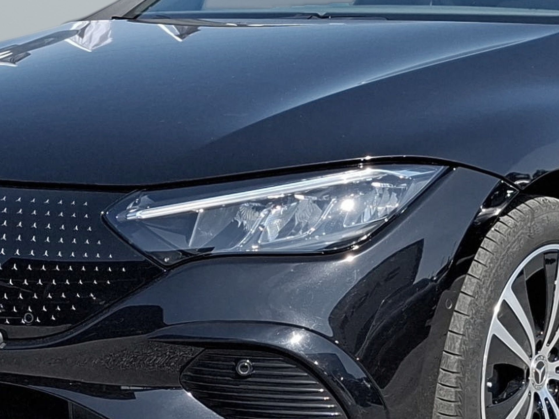 Mercedes-Benz EQE EQE 300 Edition — photo 5
