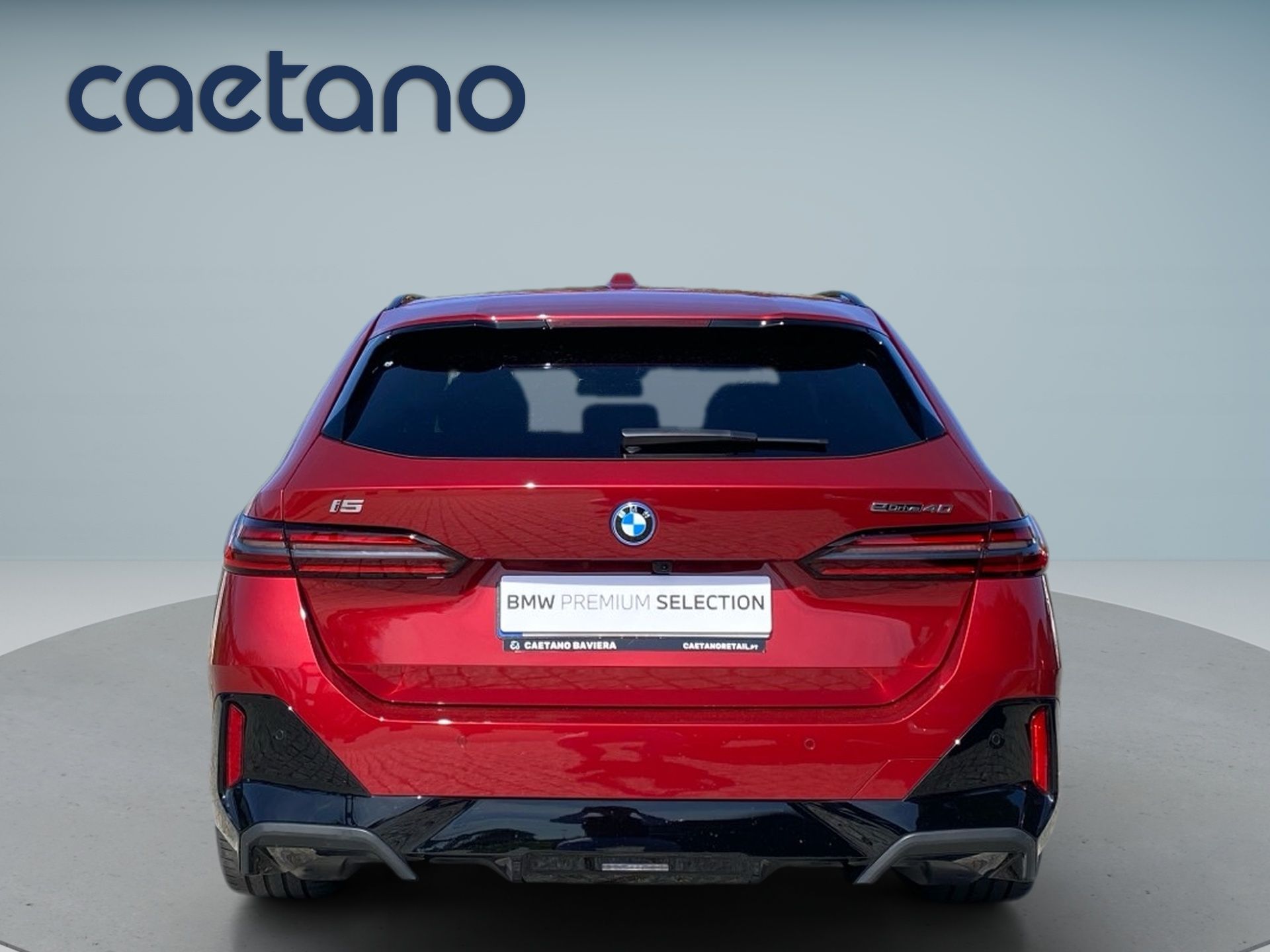 BMW i5 eDrive40 — photo 2