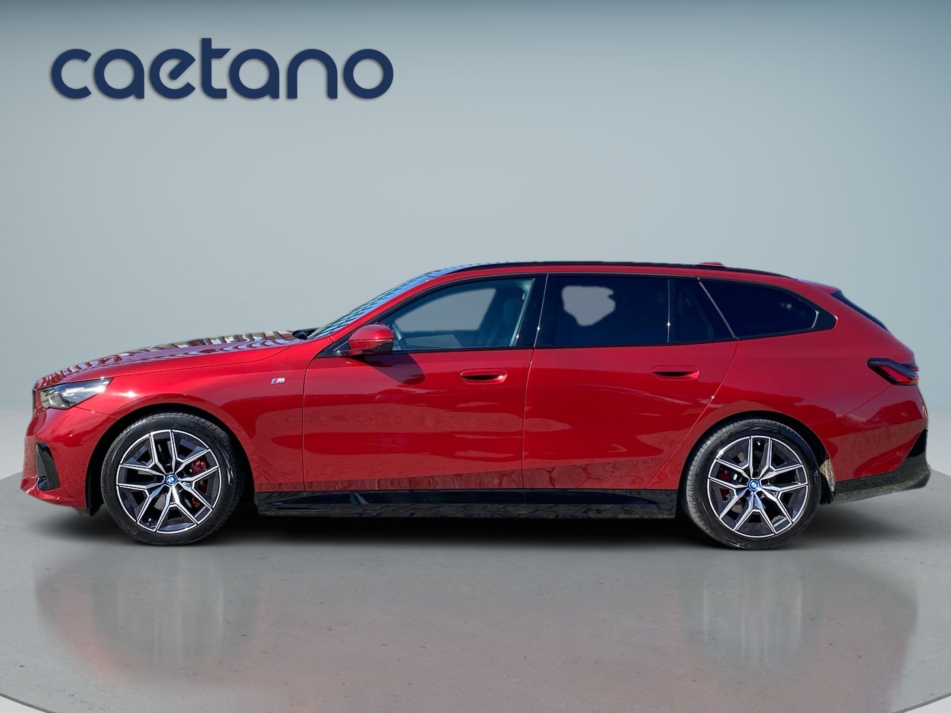 BMW i5 eDrive40 — photo 3