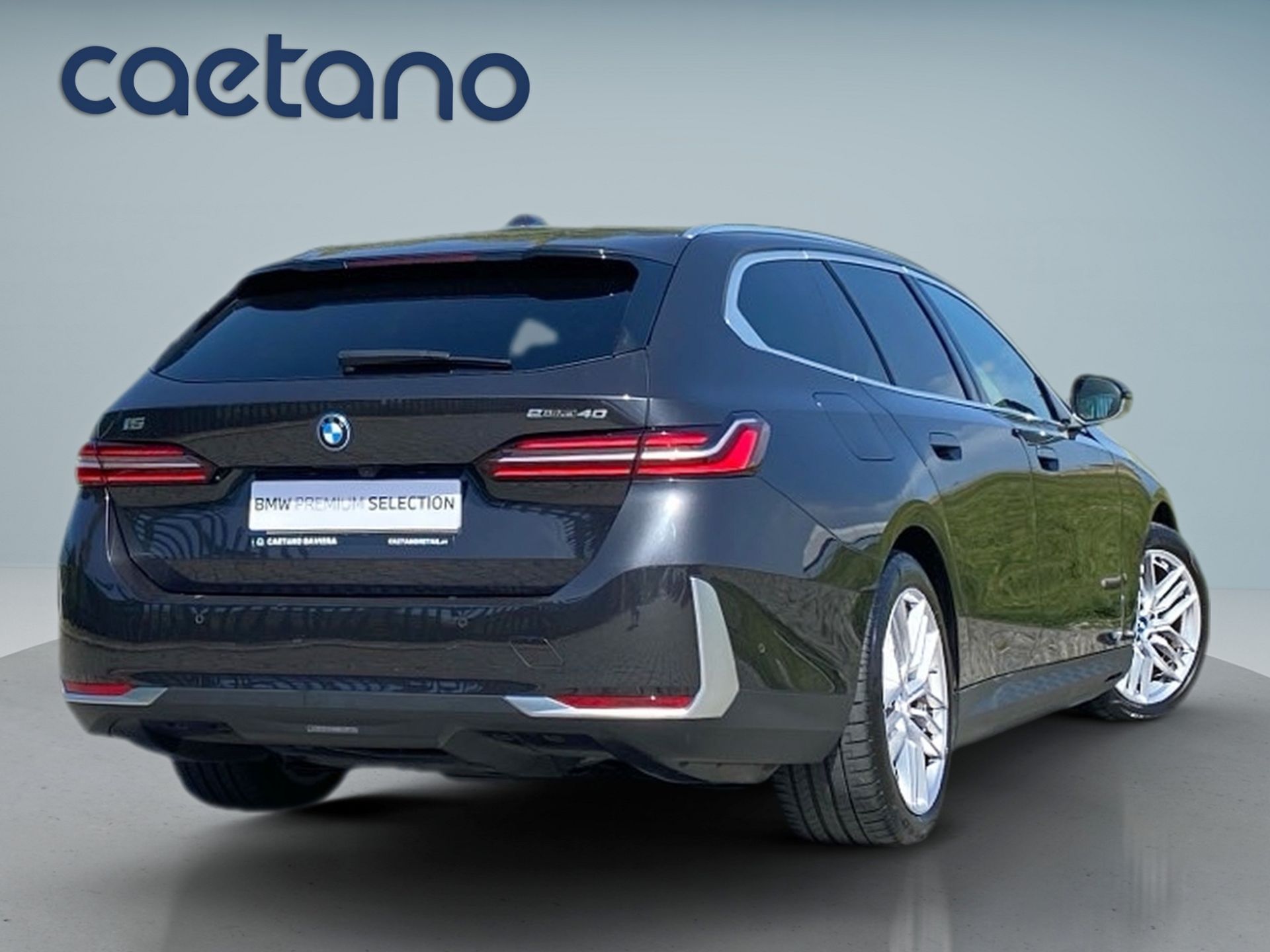 BMW i5 eDrive40 — photo 4