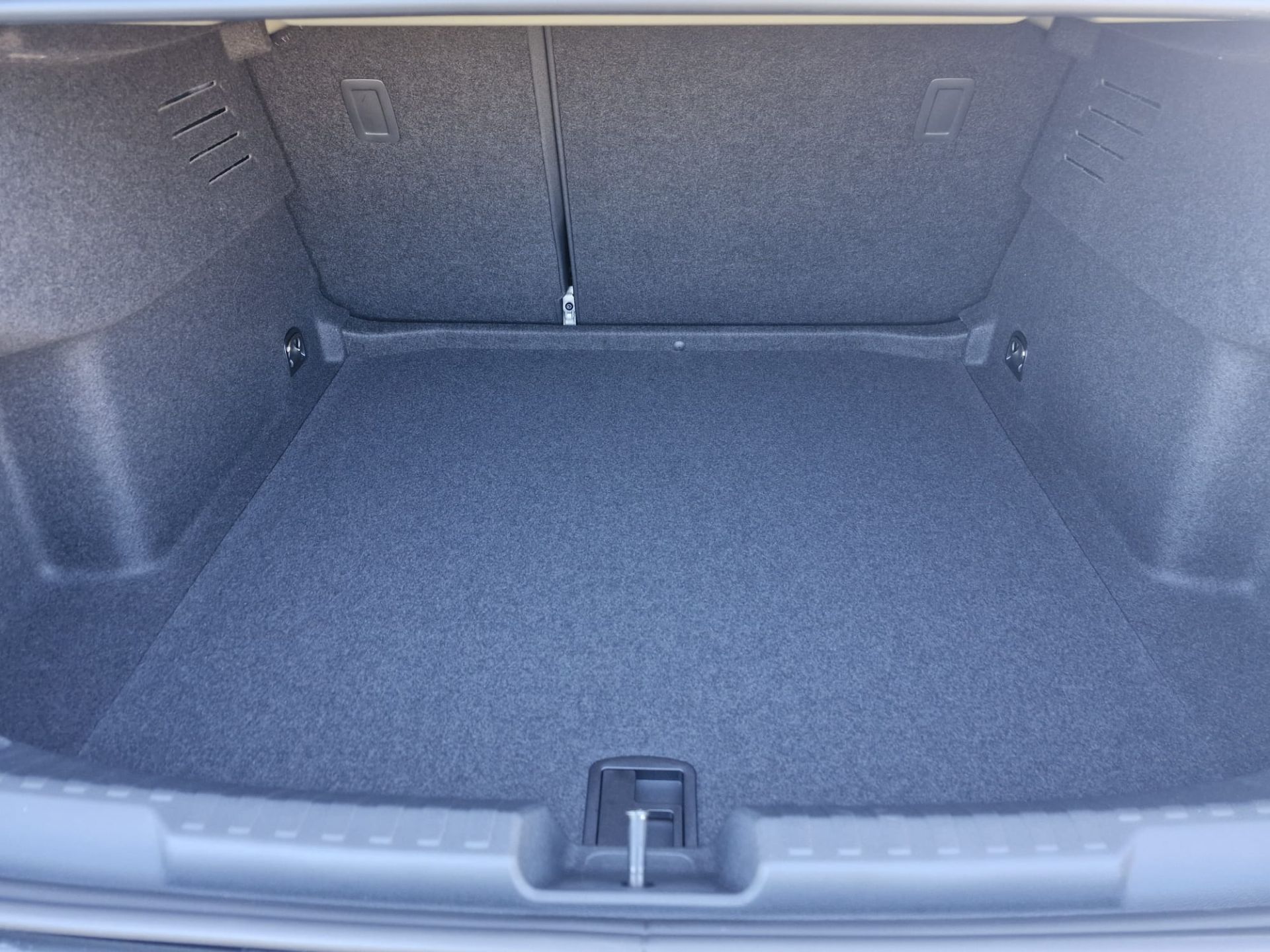 Audi A3 30 TFSI S tronic Advanced — photo 2
