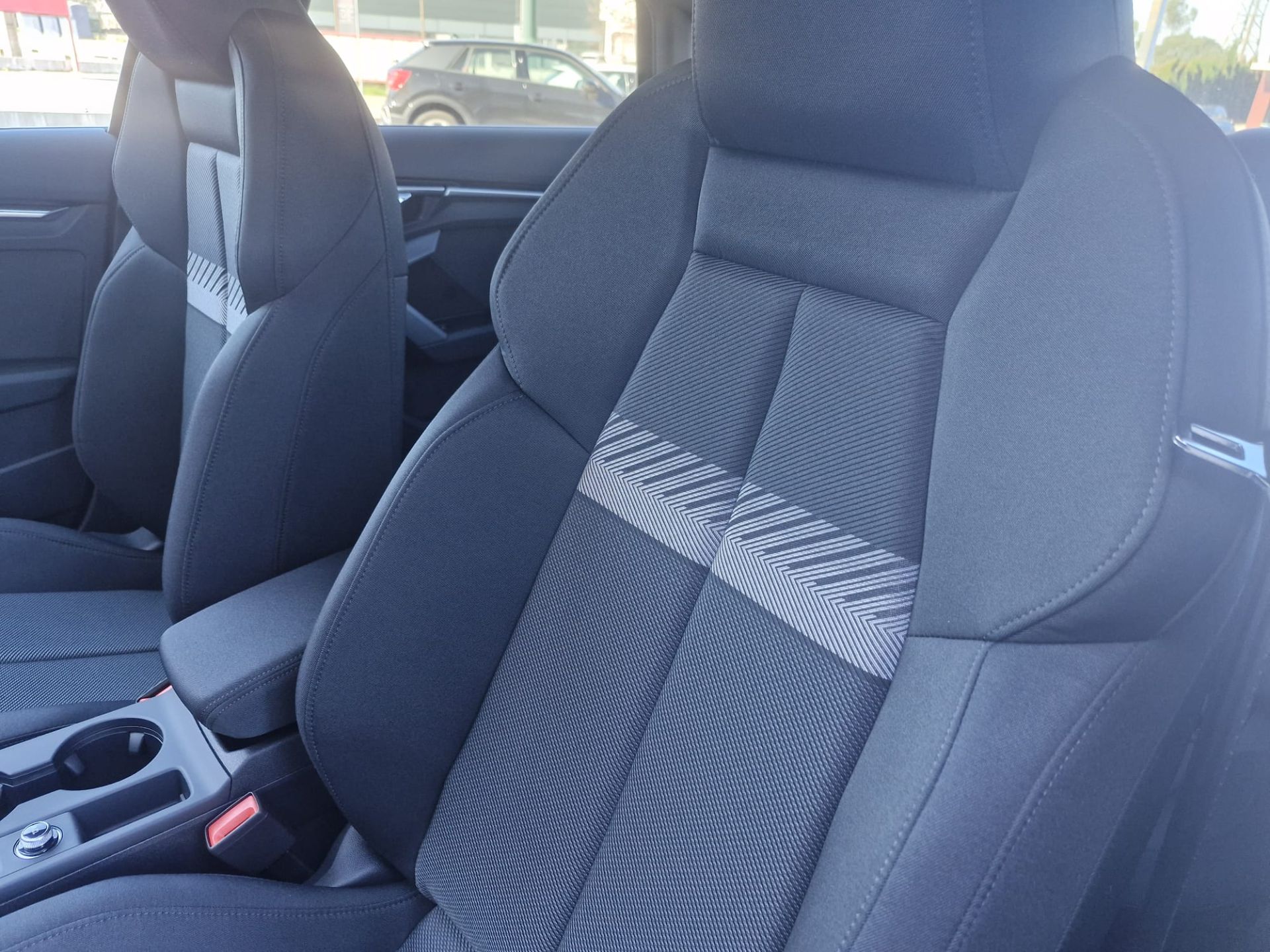 Audi A3 30 TFSI S tronic Advanced — photo 3