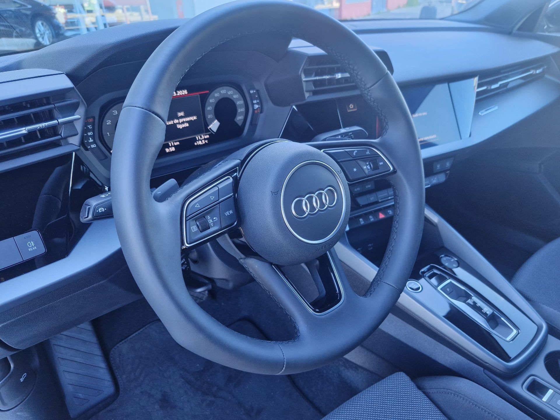 Audi A3 30 TFSI S tronic Advanced — photo 4