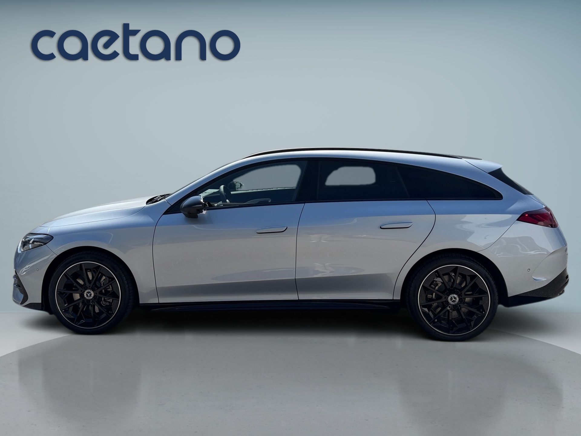 Mercedes-Benz CLA 250+ Shooting Brake com tecnologia EQ — photo 2