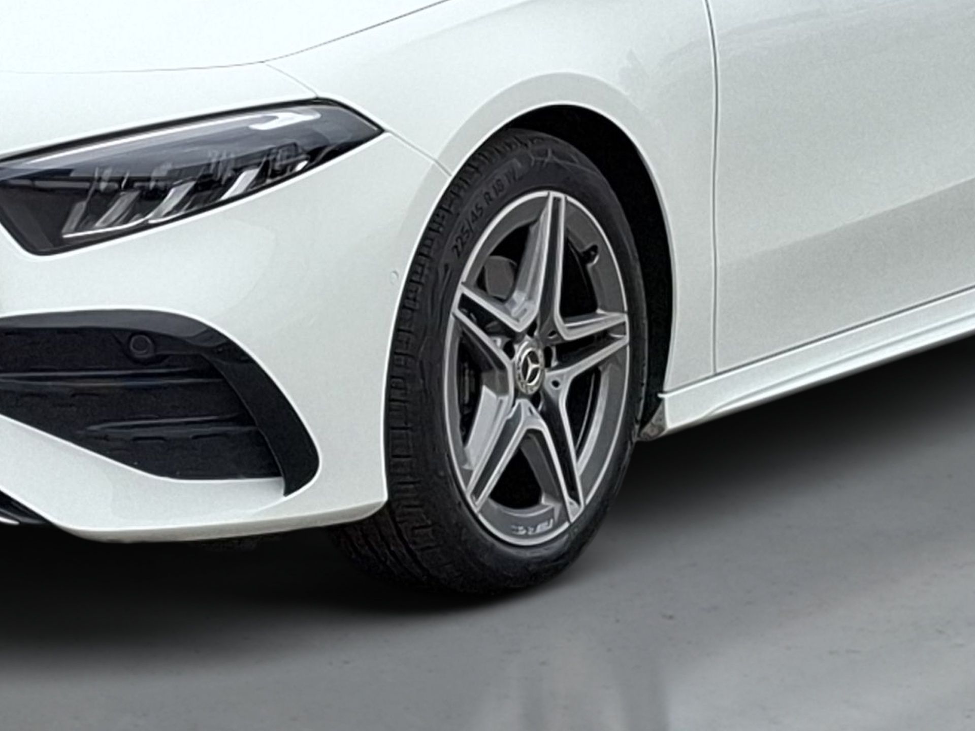 Mercedes-Benz Classe A 180 d Auto — photo 5
