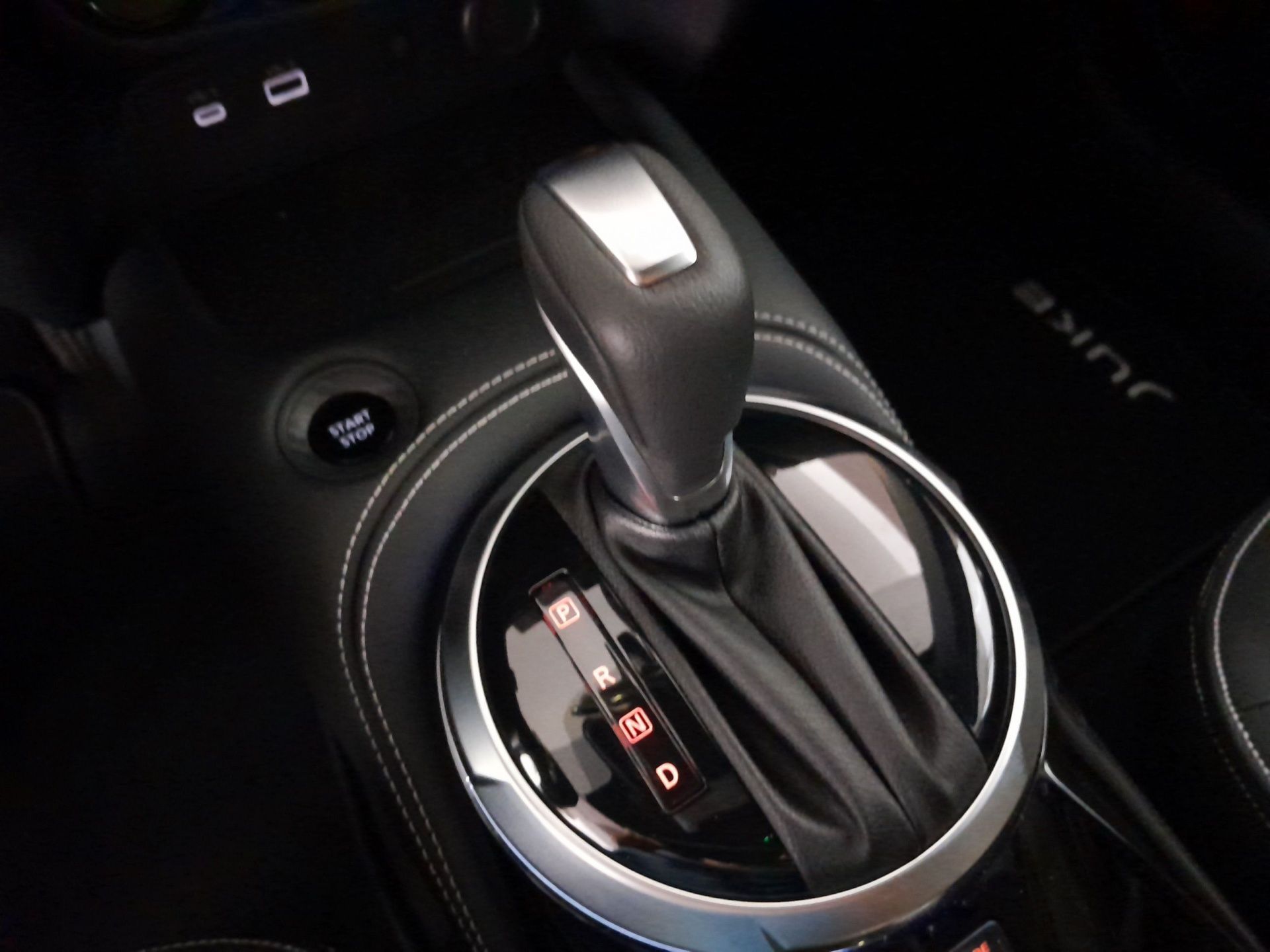 Nissan JUKE 1.0 DIG-T 114cv N-Connecta DCT — photo 4