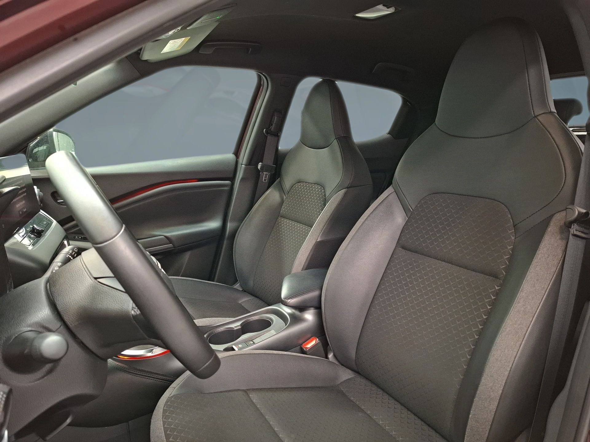 Nissan JUKE 1.0 DIG-T 114cv N-Connecta — photo 2