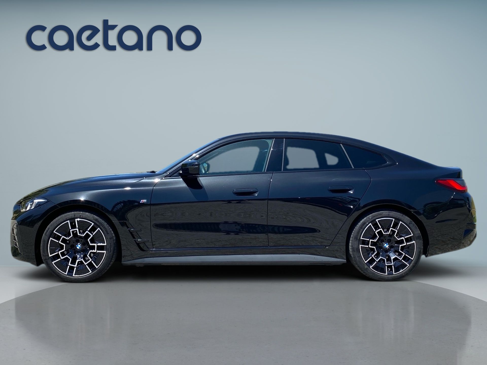 BMW i4 eDrive40 — photo 4