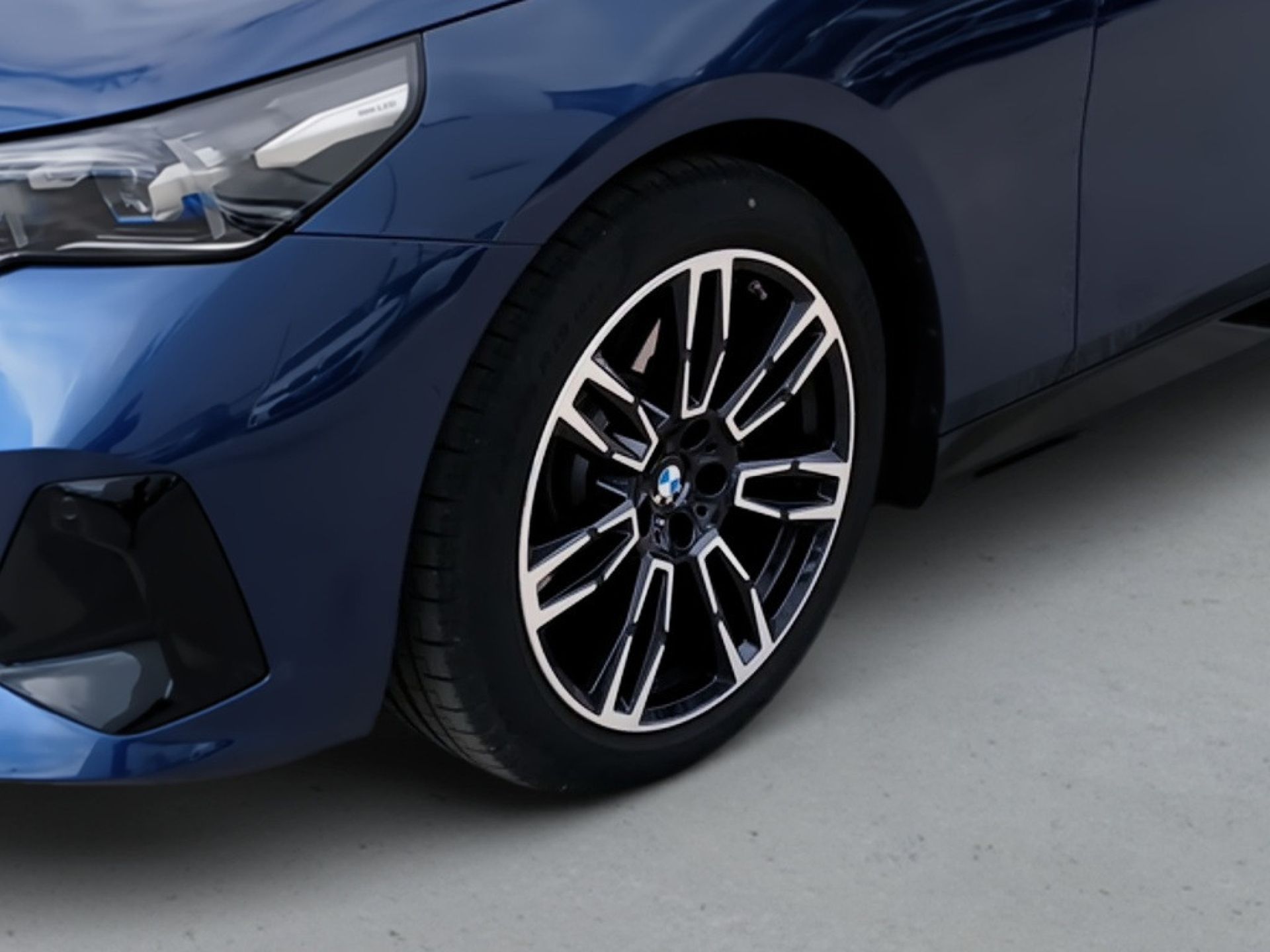 BMW Serie 5 520d — photo 4