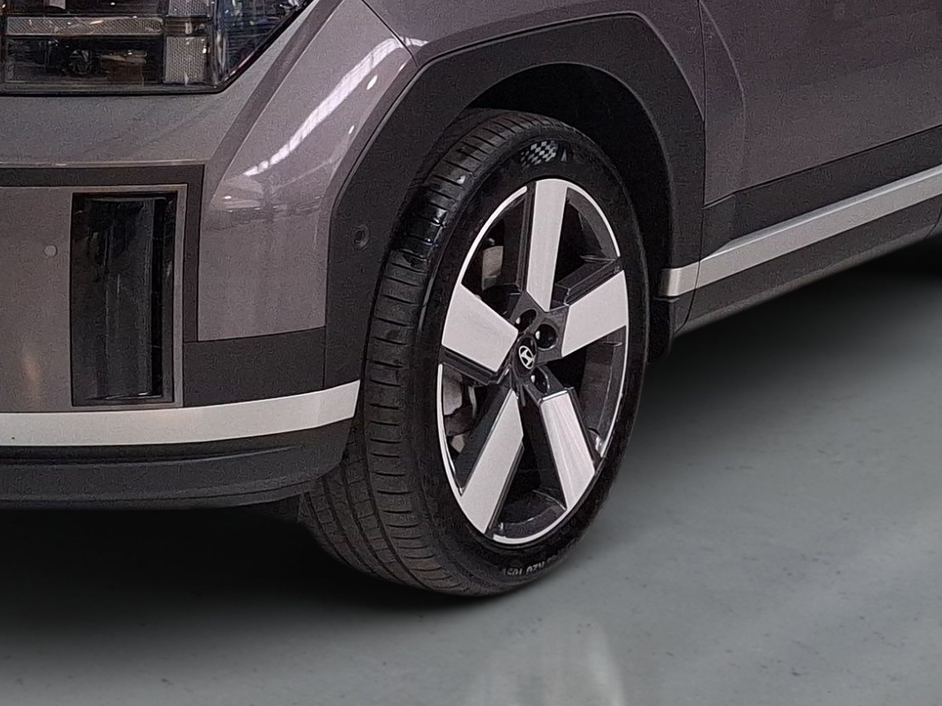 Hyundai Santa Fe 1.6 PHEV Vanguard MY25 — photo 5