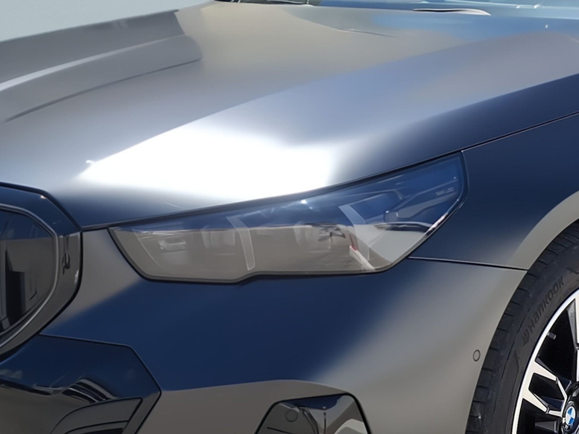BMW i5 eDrive40 — photo 2