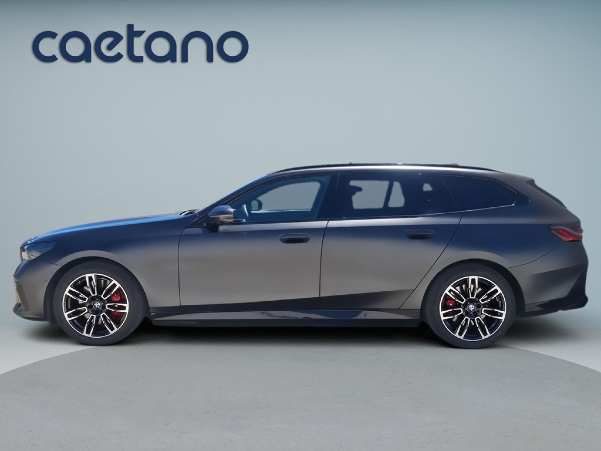 BMW i5 eDrive40 — photo 3