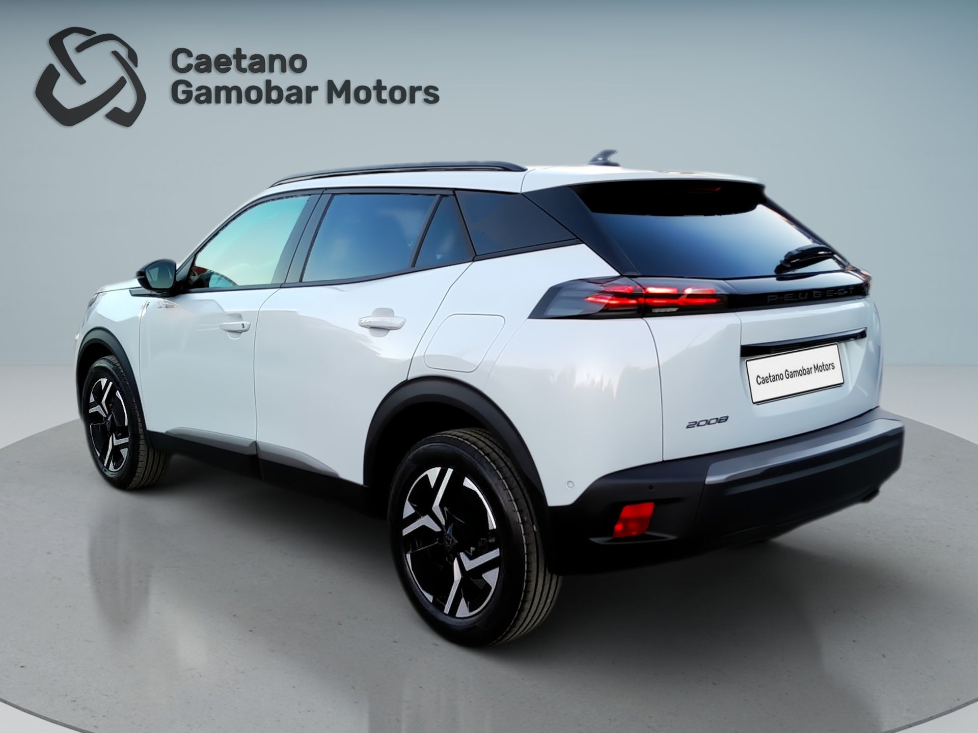 Peugeot 2008 1.2 100 cv Allure — photo 4