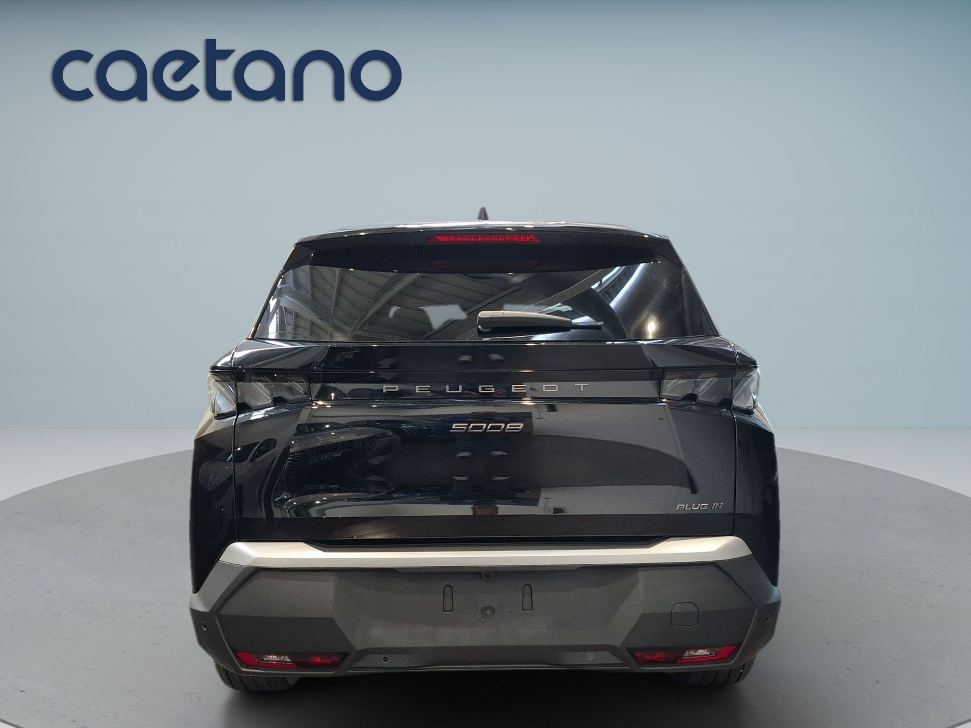Peugeot 5008 GT Plug-in Hybrid 195cv e-DCS7 — photo 2