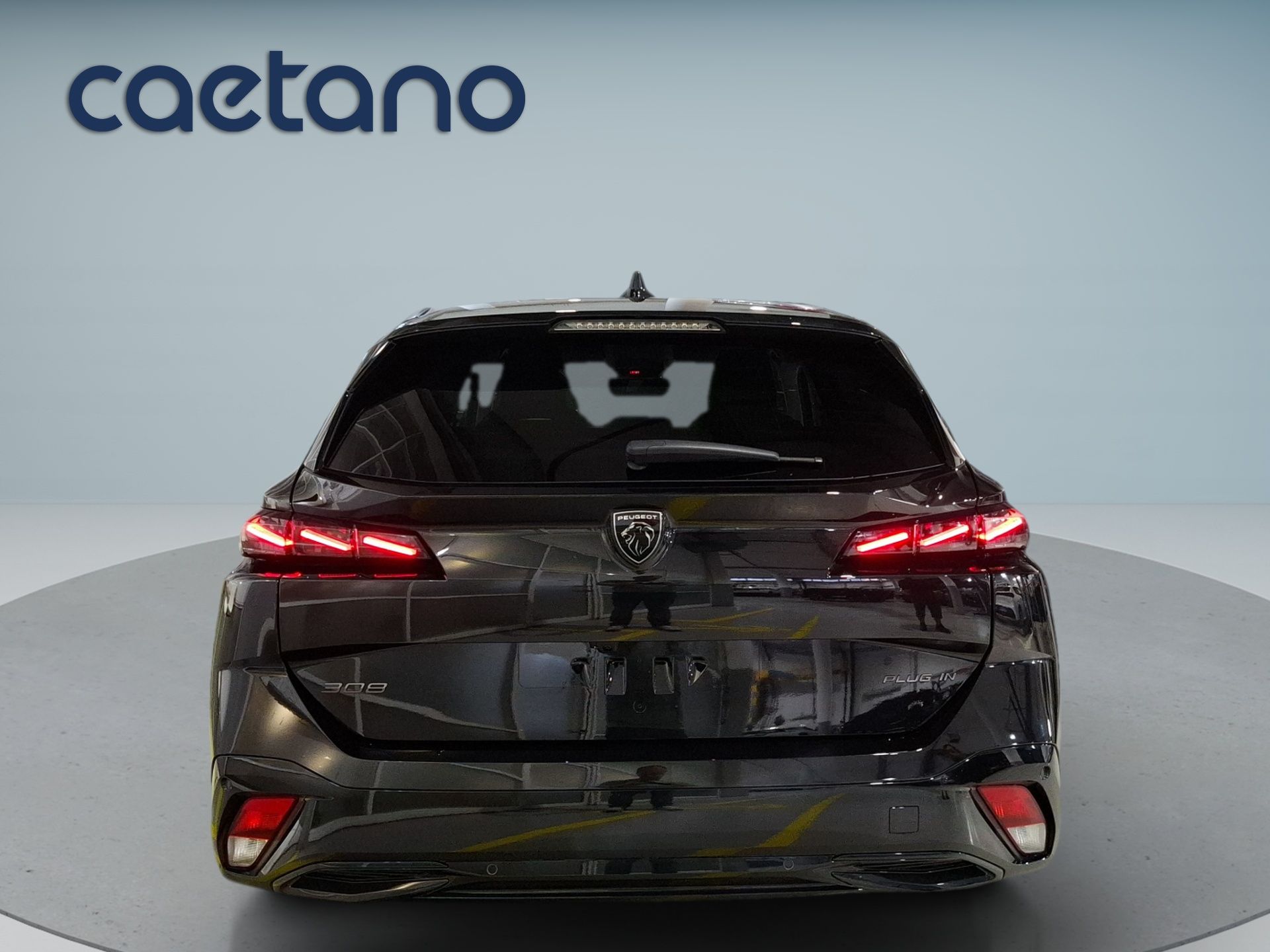 Peugeot 308 SW SW Hybrid Plug-In Allure 195cv e-DCS7 — photo 4
