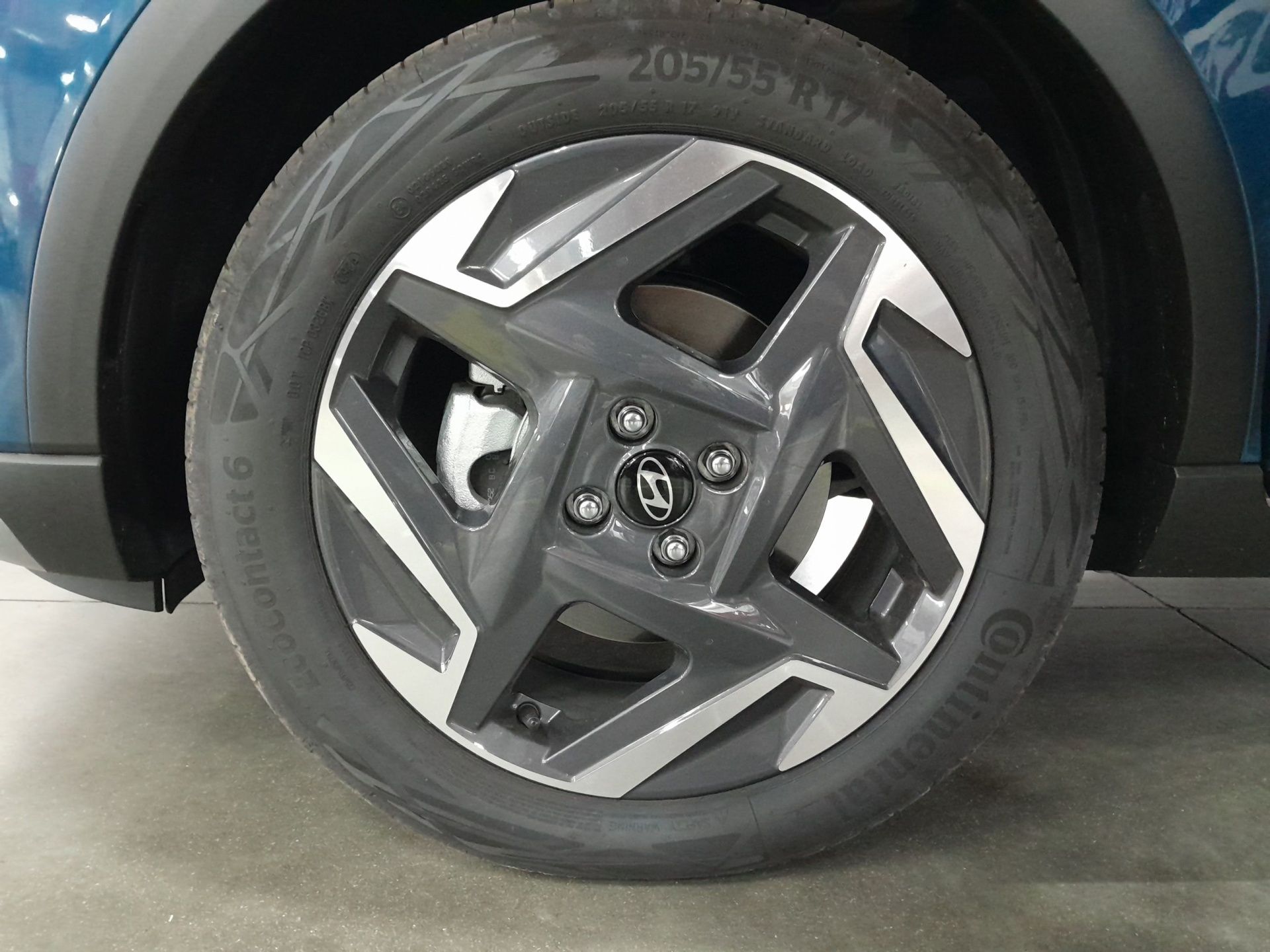 Hyundai Bayon 1.0 T-GDi DCT Premium MY25 (TT) — photo 5