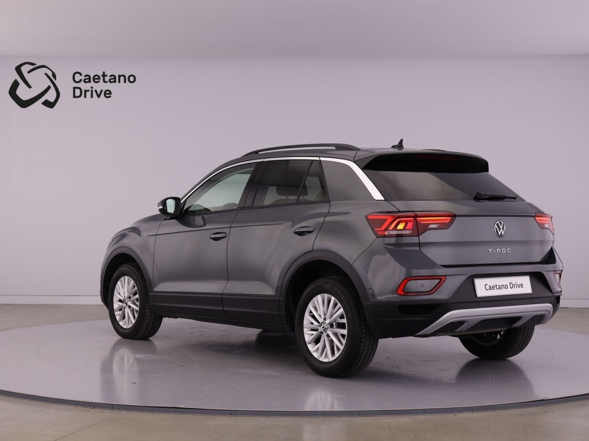 Volkswagen T-Roc 1.0 TSI 110cv LIFE — photo 5