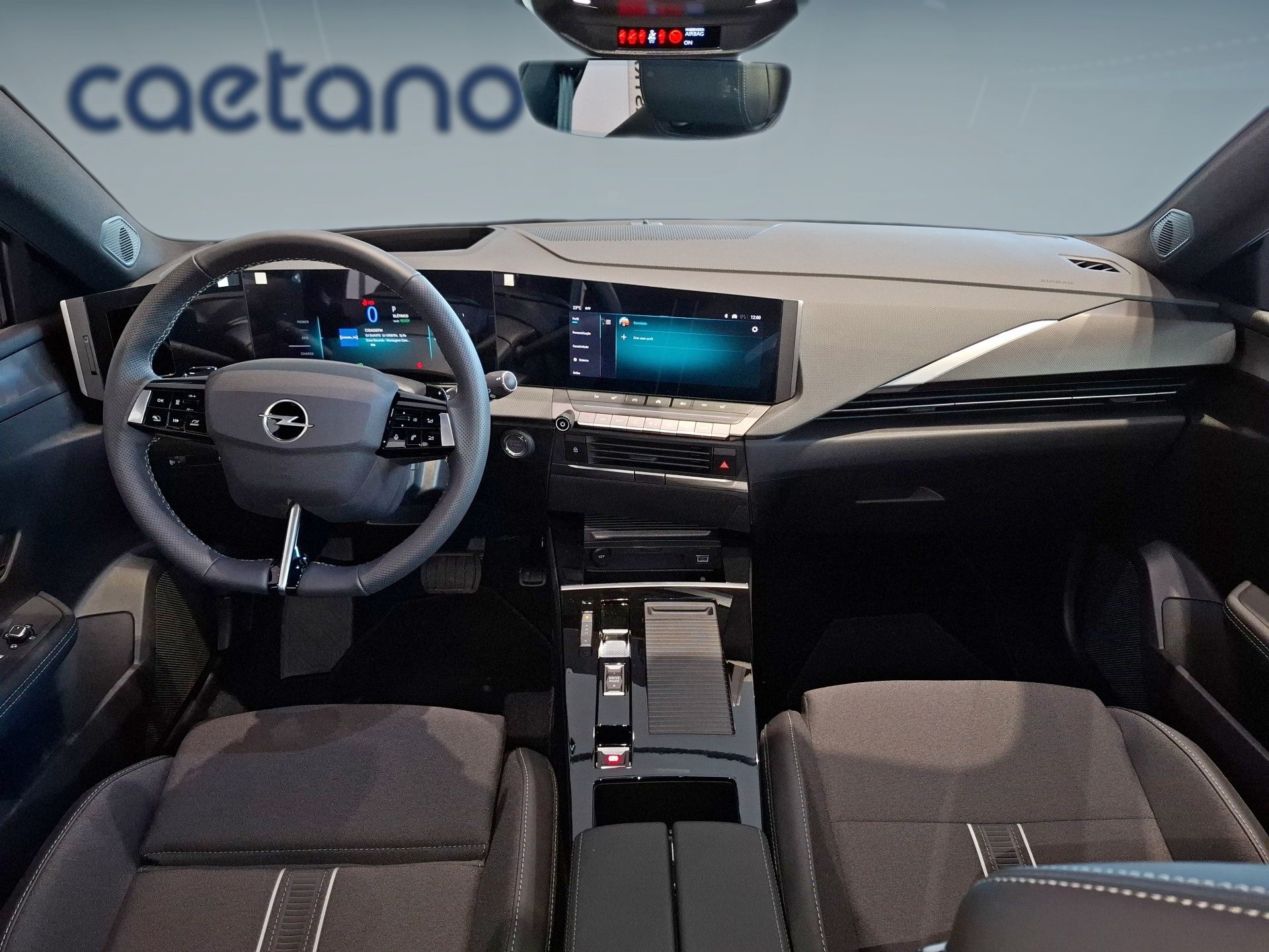 Opel Astra Hybrid Plug-In GS 1.6T 195cv — photo 2