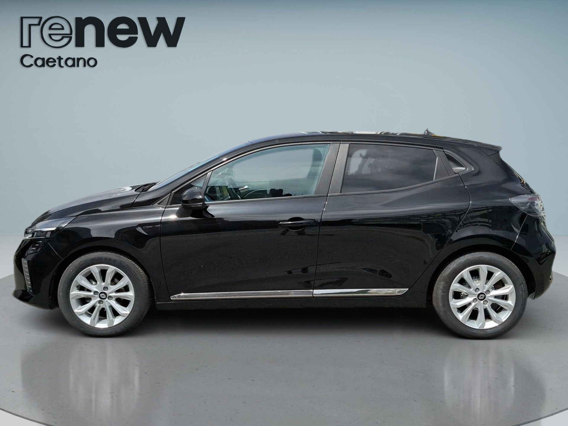 Renault Clio TCe 90 Evolution — photo 5