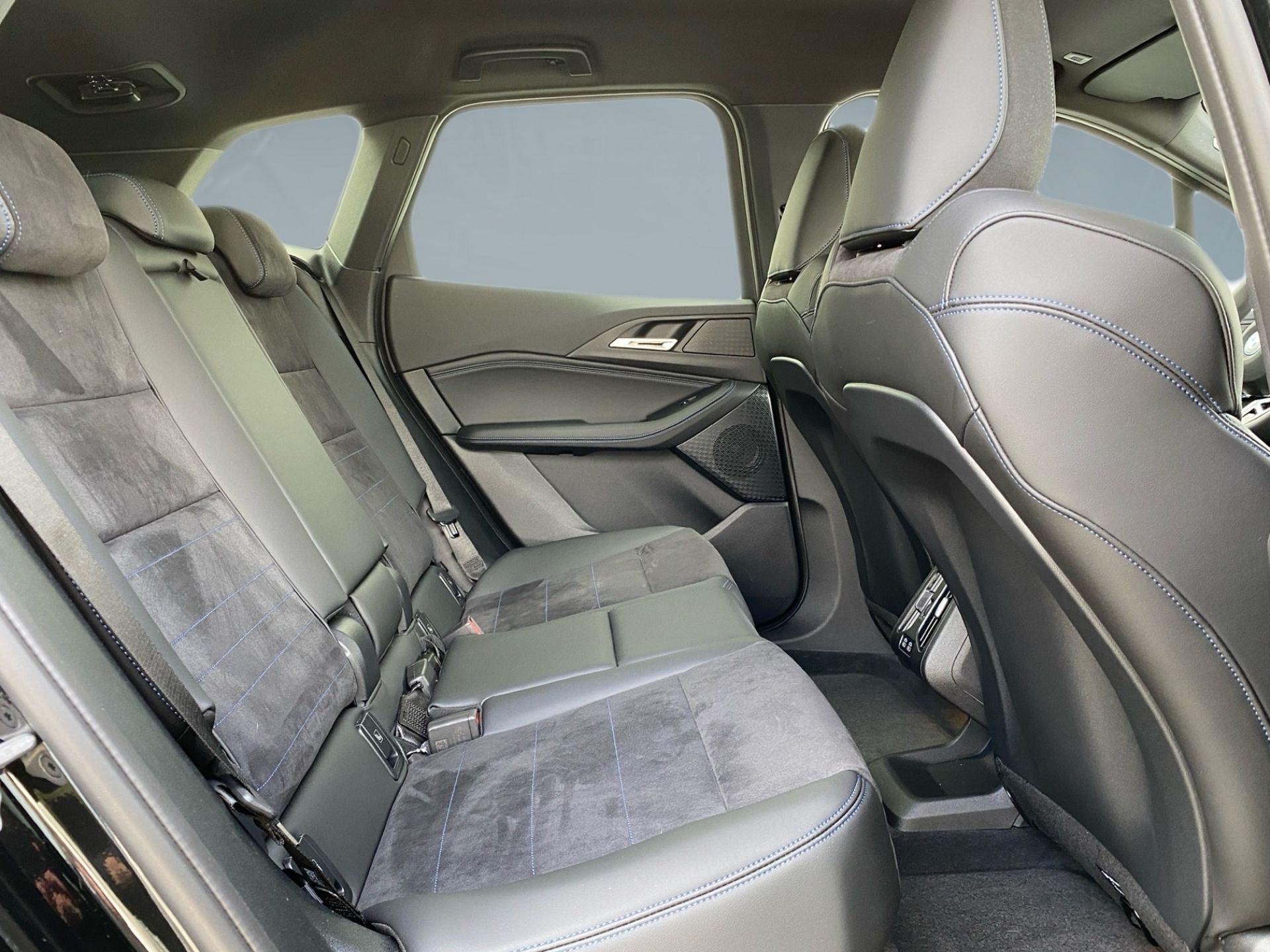 BMW Serie 2 Active Tourer 225e xDrive Auto — photo 4