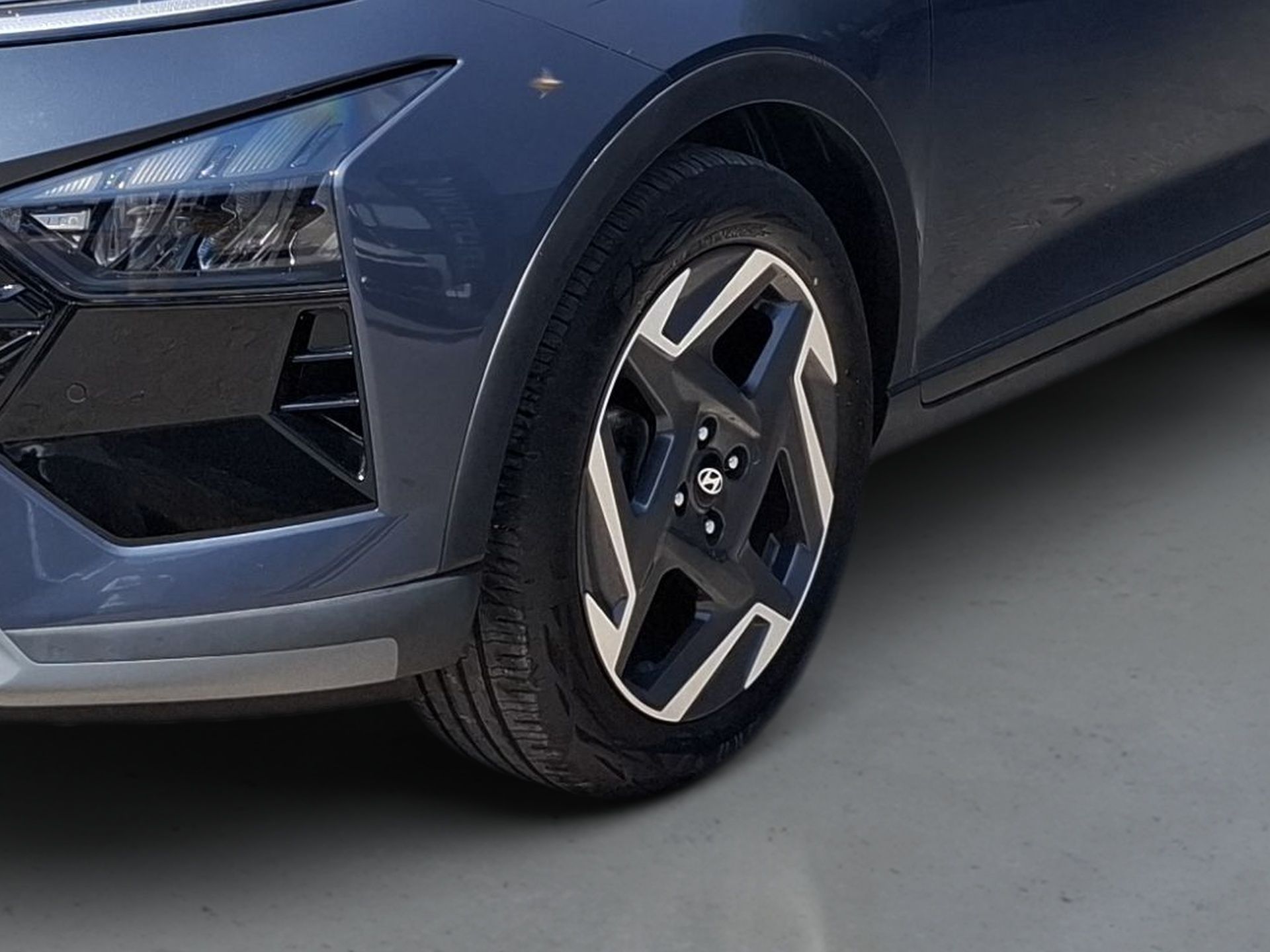 Hyundai Bayon 1.0 T-GDi DCT Premium MY25 — photo 4
