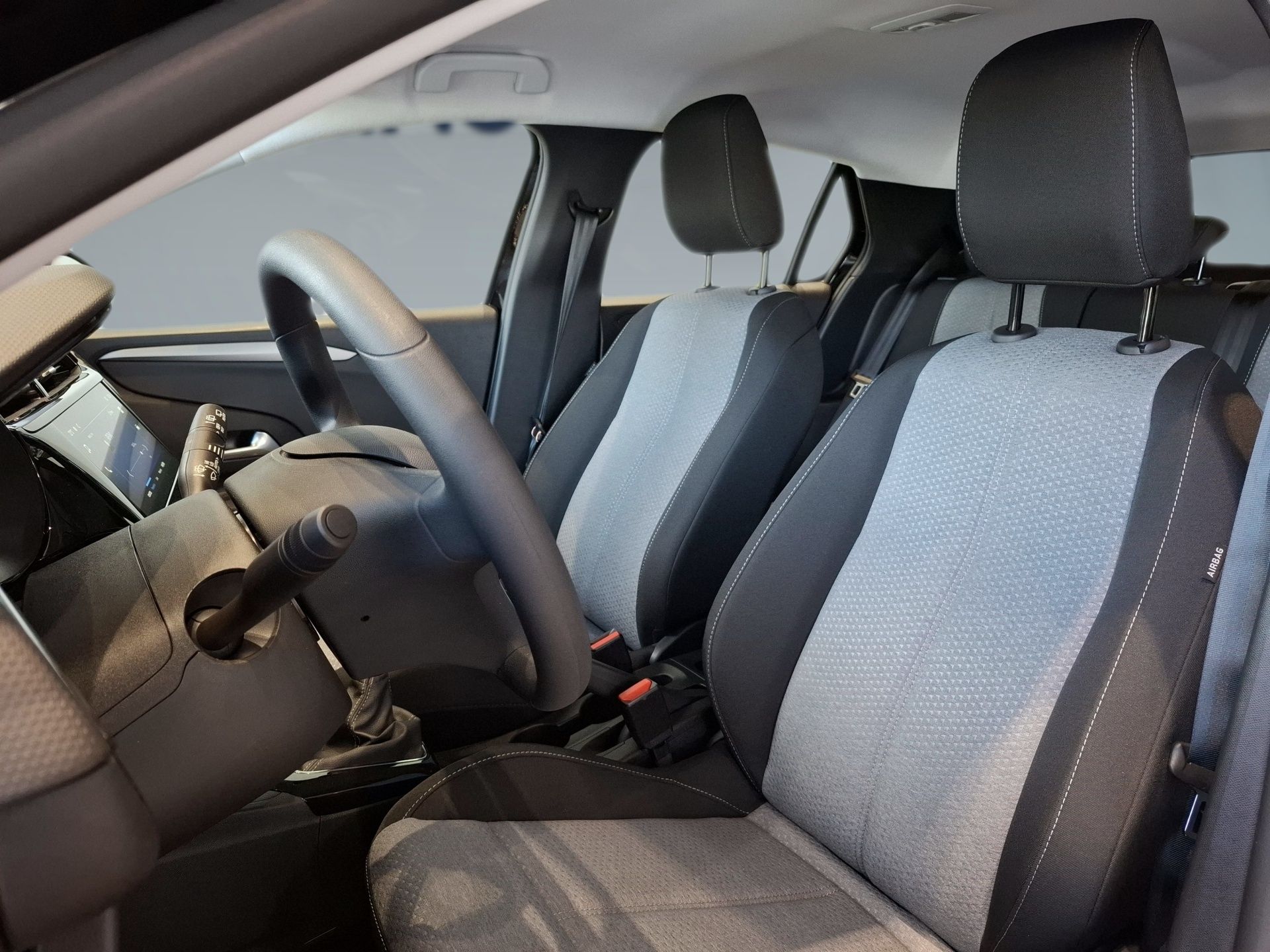 Opel Corsa 1.2 Turbo 100cv Edition — photo 4