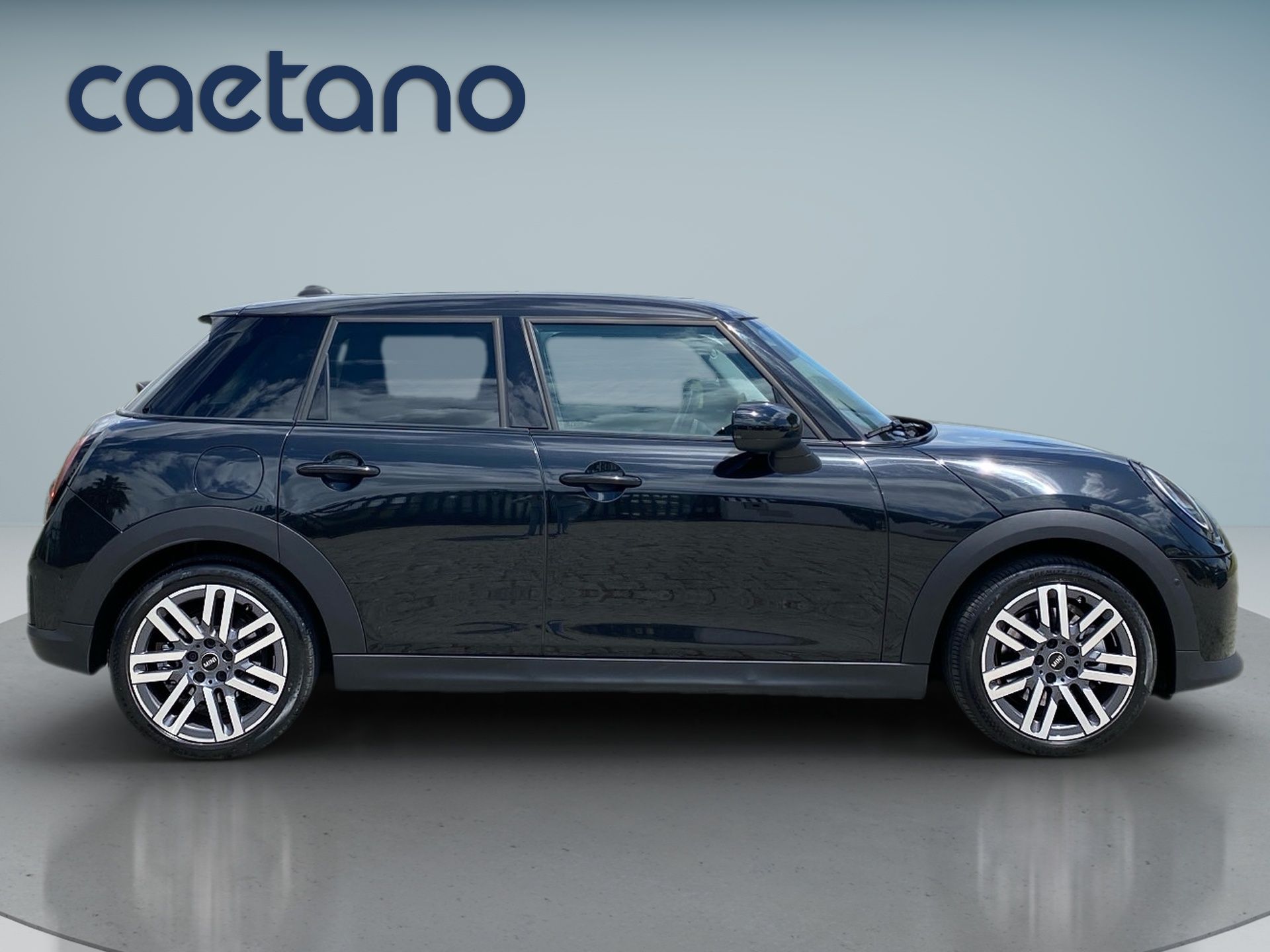 MINI Cooper 1.5 C — photo 2