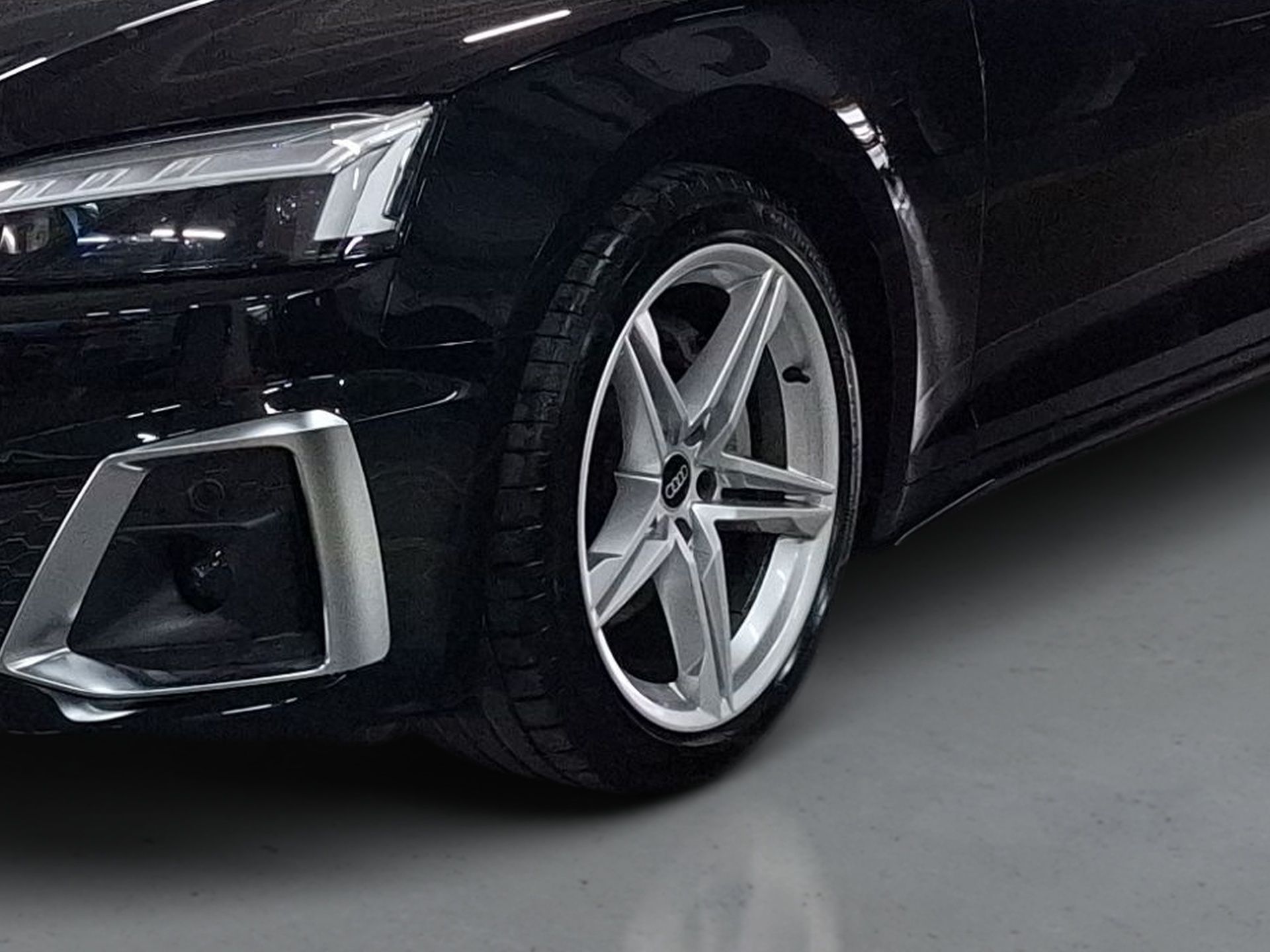 Audi A5 40 TDI S tronic S line — photo 4