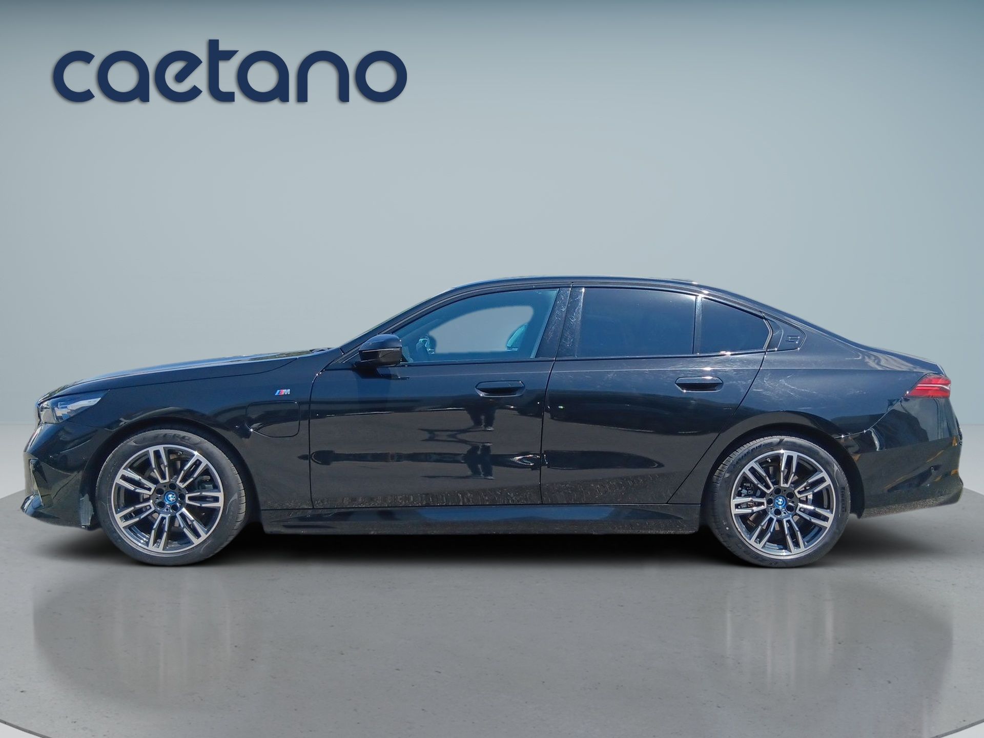 BMW Serie 5 530e — photo 4