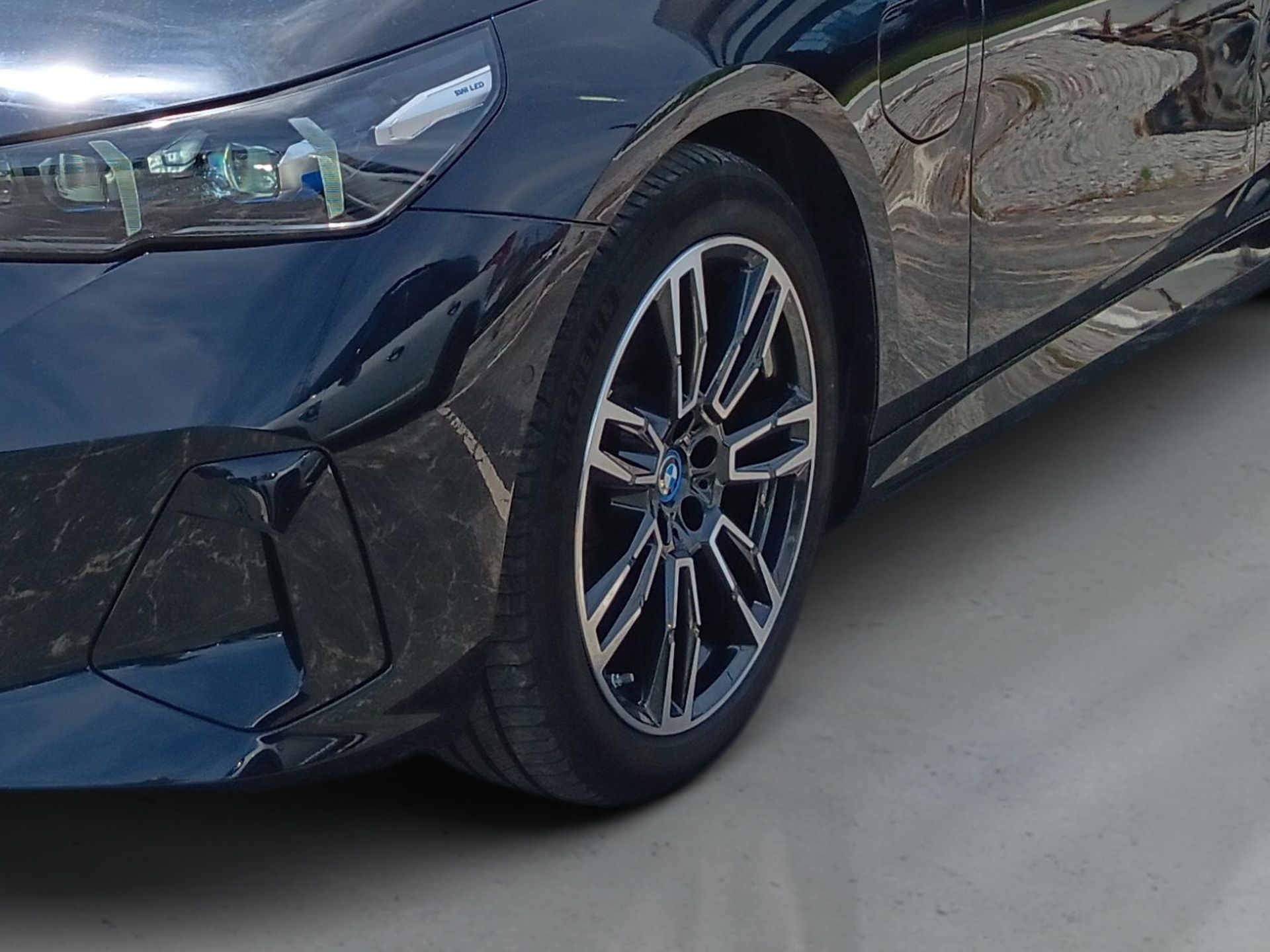BMW Serie 5 530e — photo 2