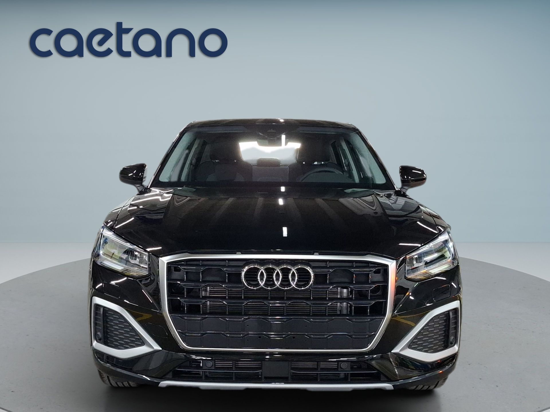 Audi Q2 30 TFSI Advance — photo 2