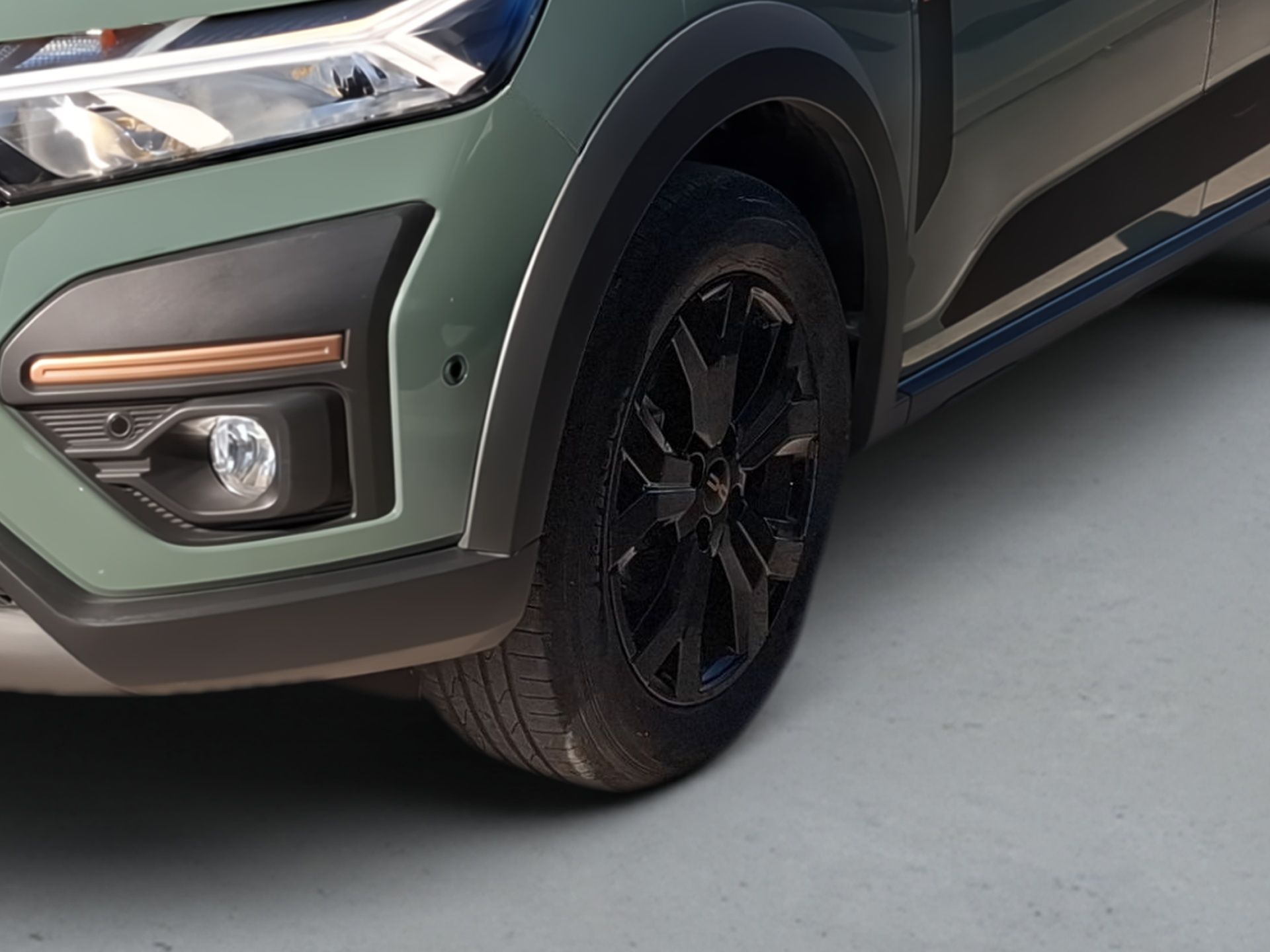 Dacia Sandero ECO-G 100 Bi-Fuel Stepway Extreme — photo 4