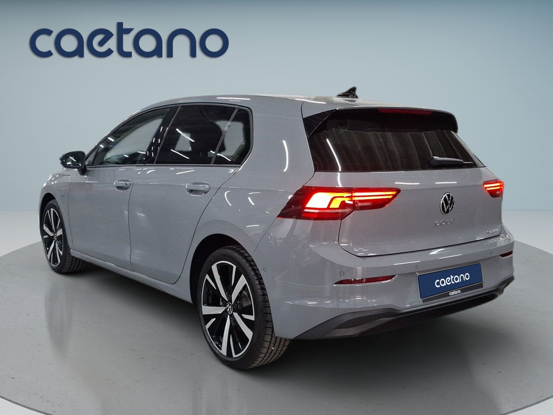 Volkswagen Golf 1.5 TSI 204cv DSG SPORTLINE eHybrid — photo 4